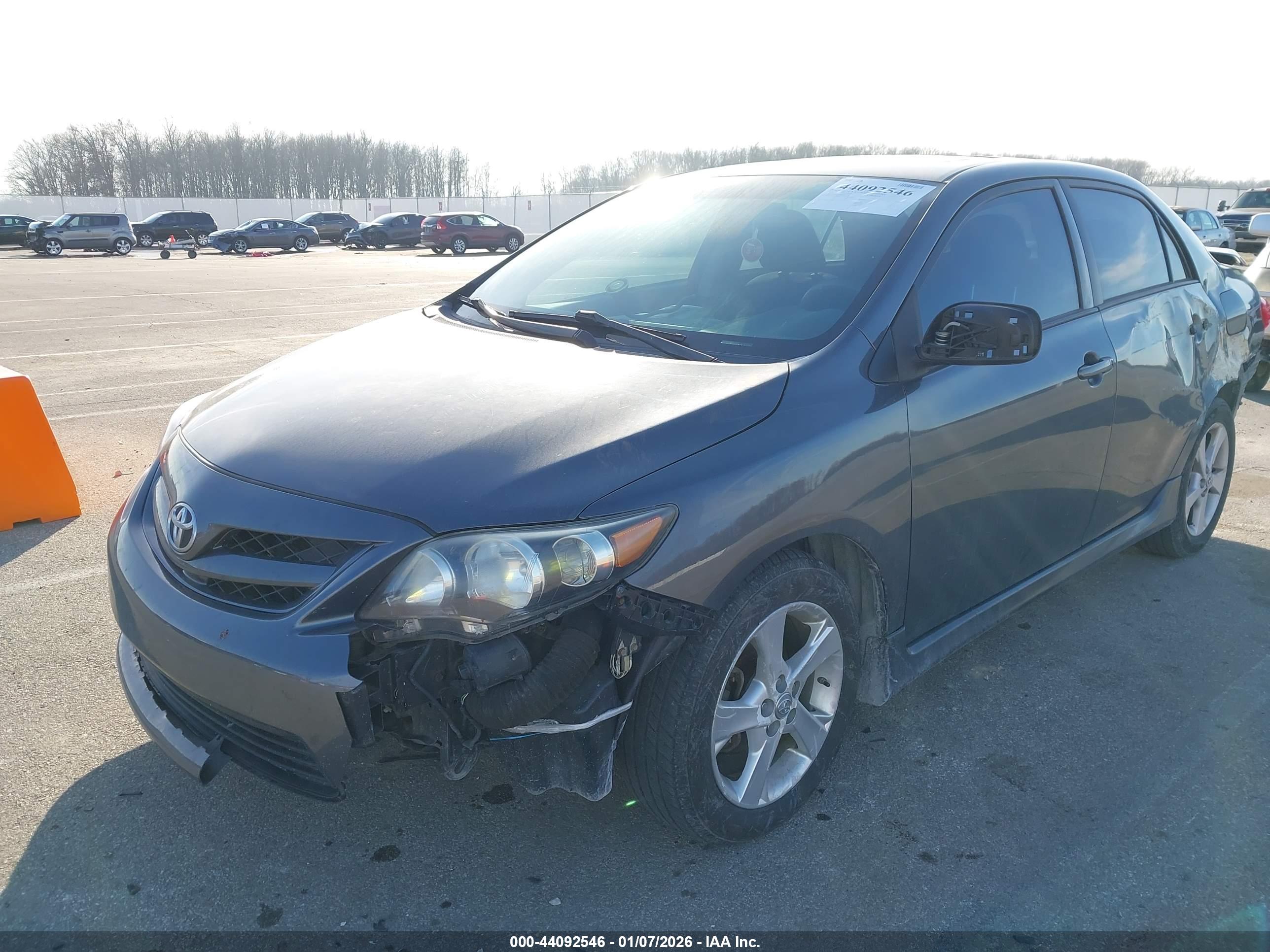 TOYOTA COROLLA image 6