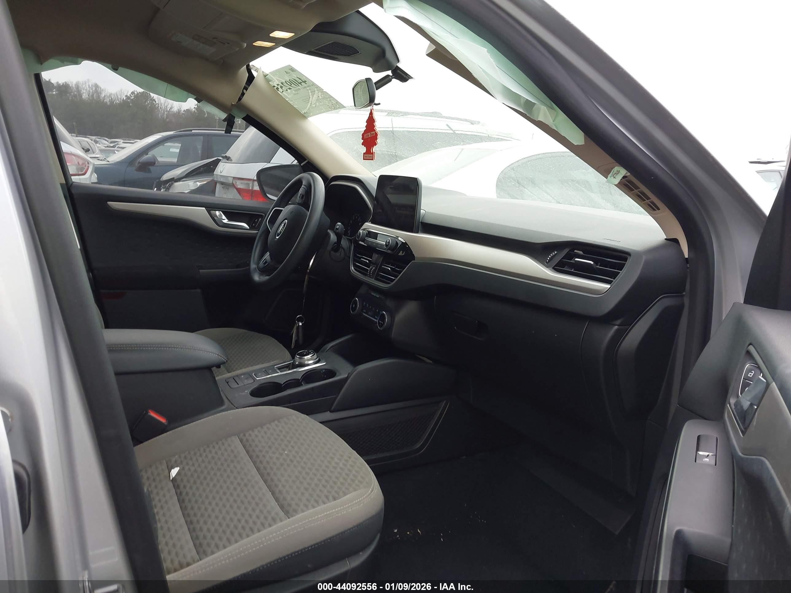 FORD ESCAPE image 5