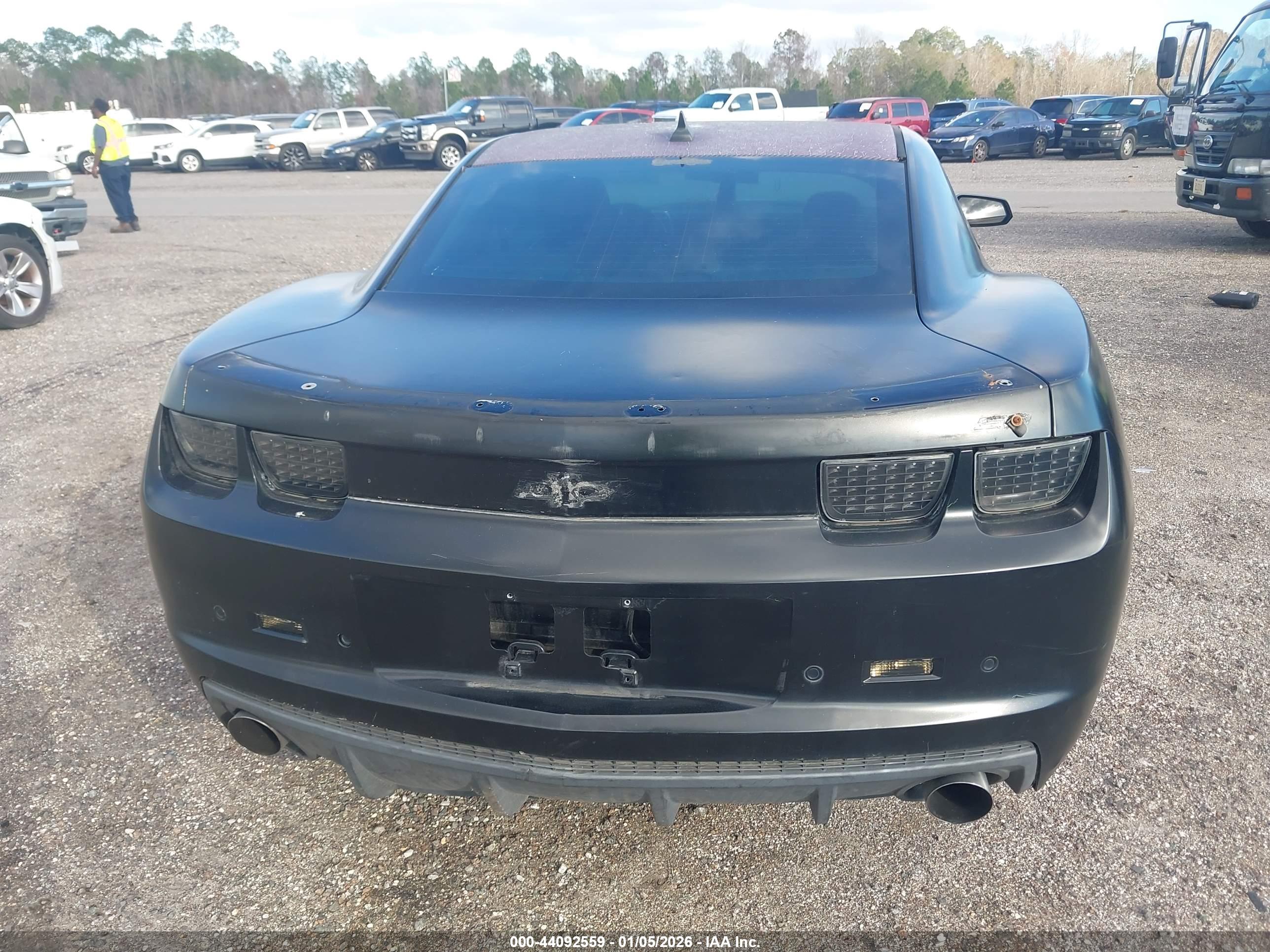 CHEVROLET CAMARO image 6