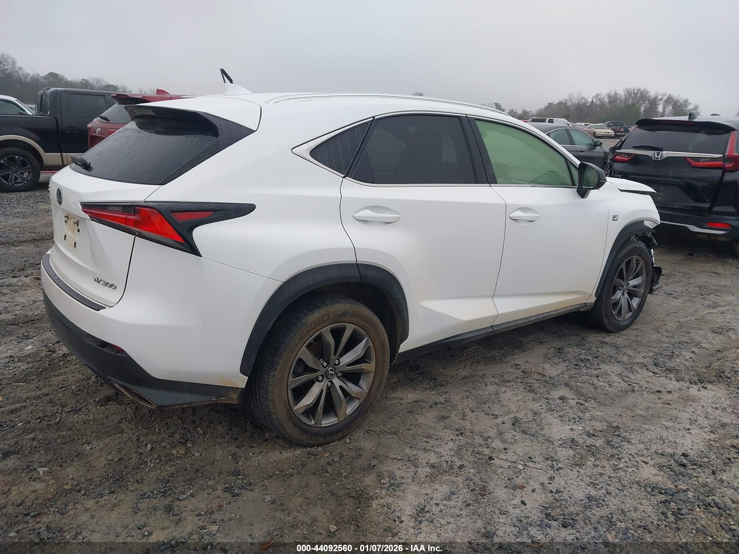 LEXUS NX image 4