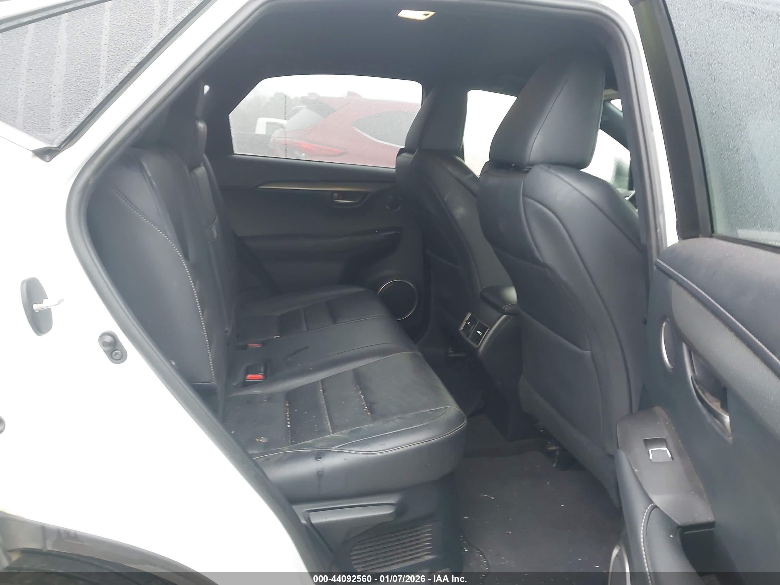 LEXUS NX image 8