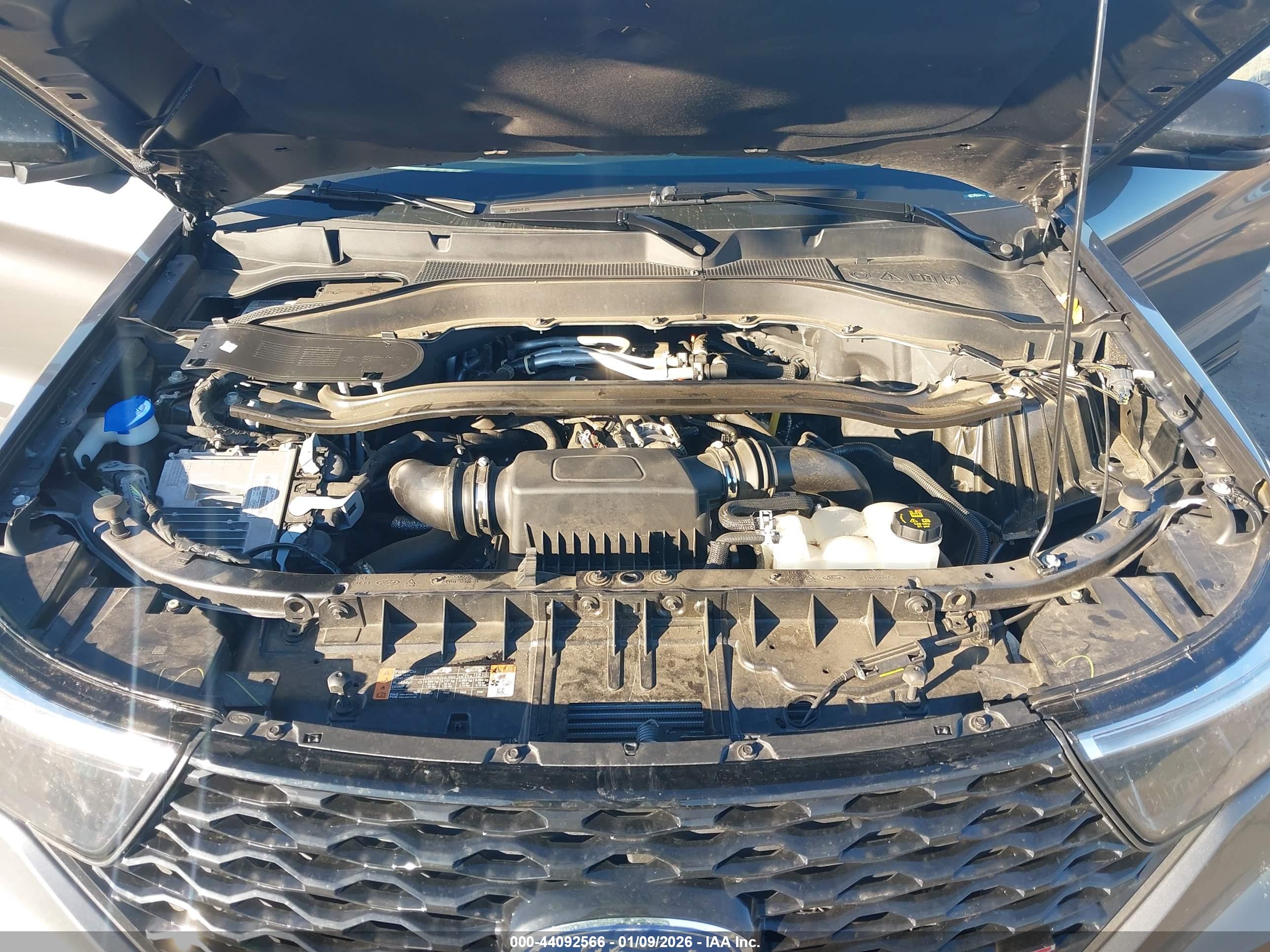 FORD EXPLORER image 10