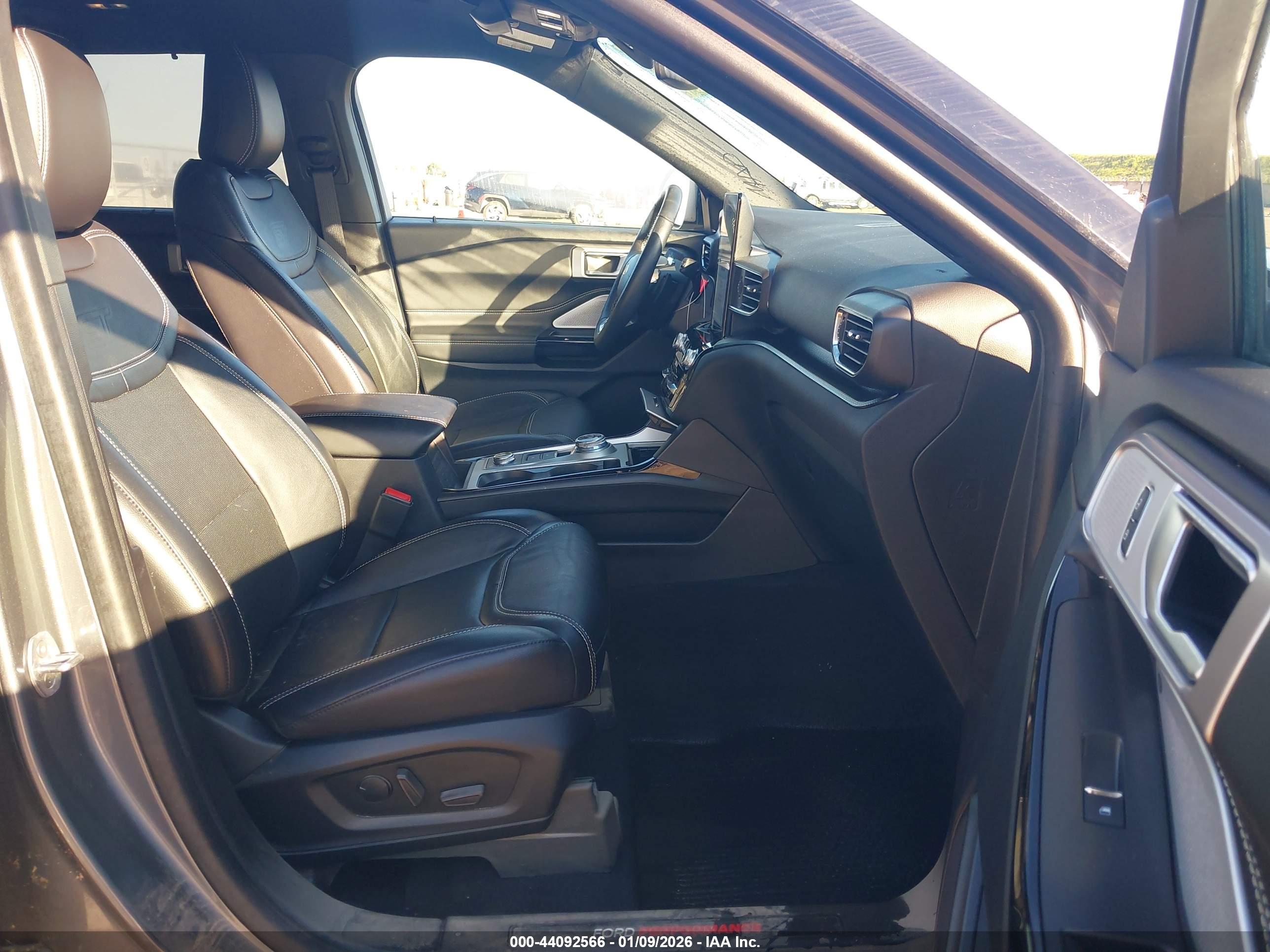 FORD EXPLORER image 5