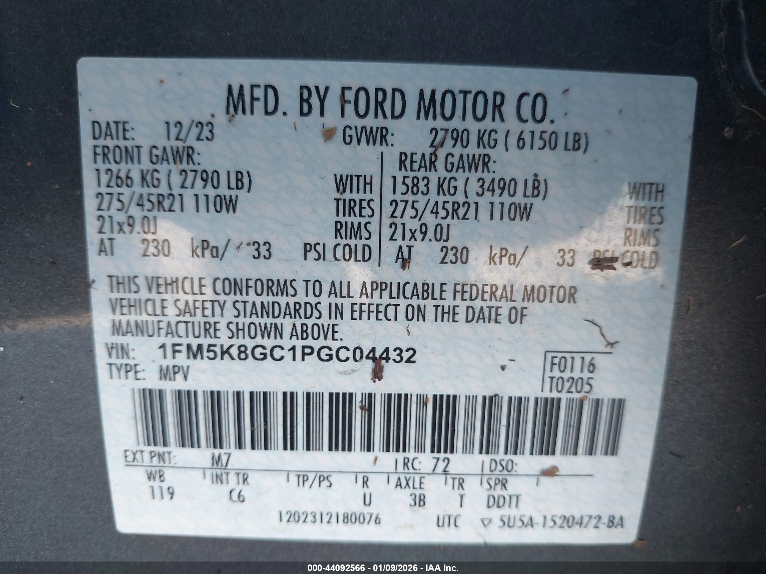 FORD EXPLORER image 9