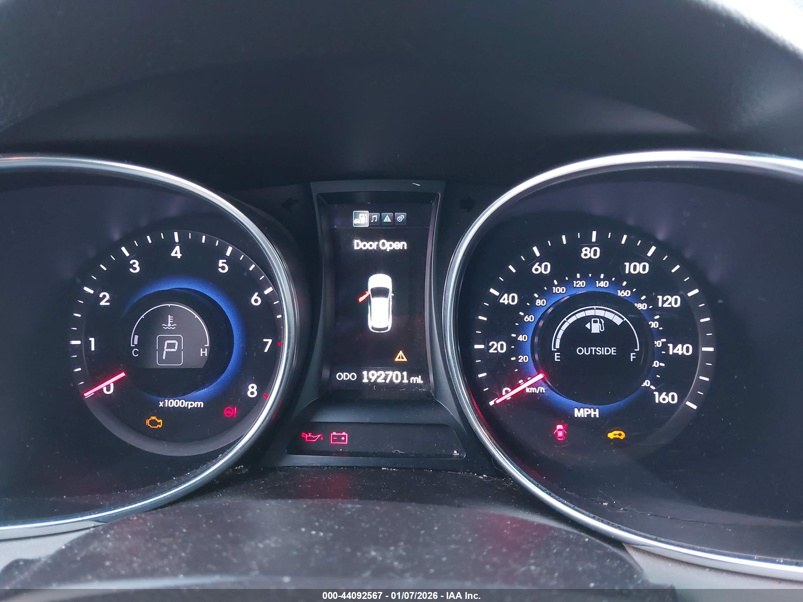 HYUNDAI SANTA image 7