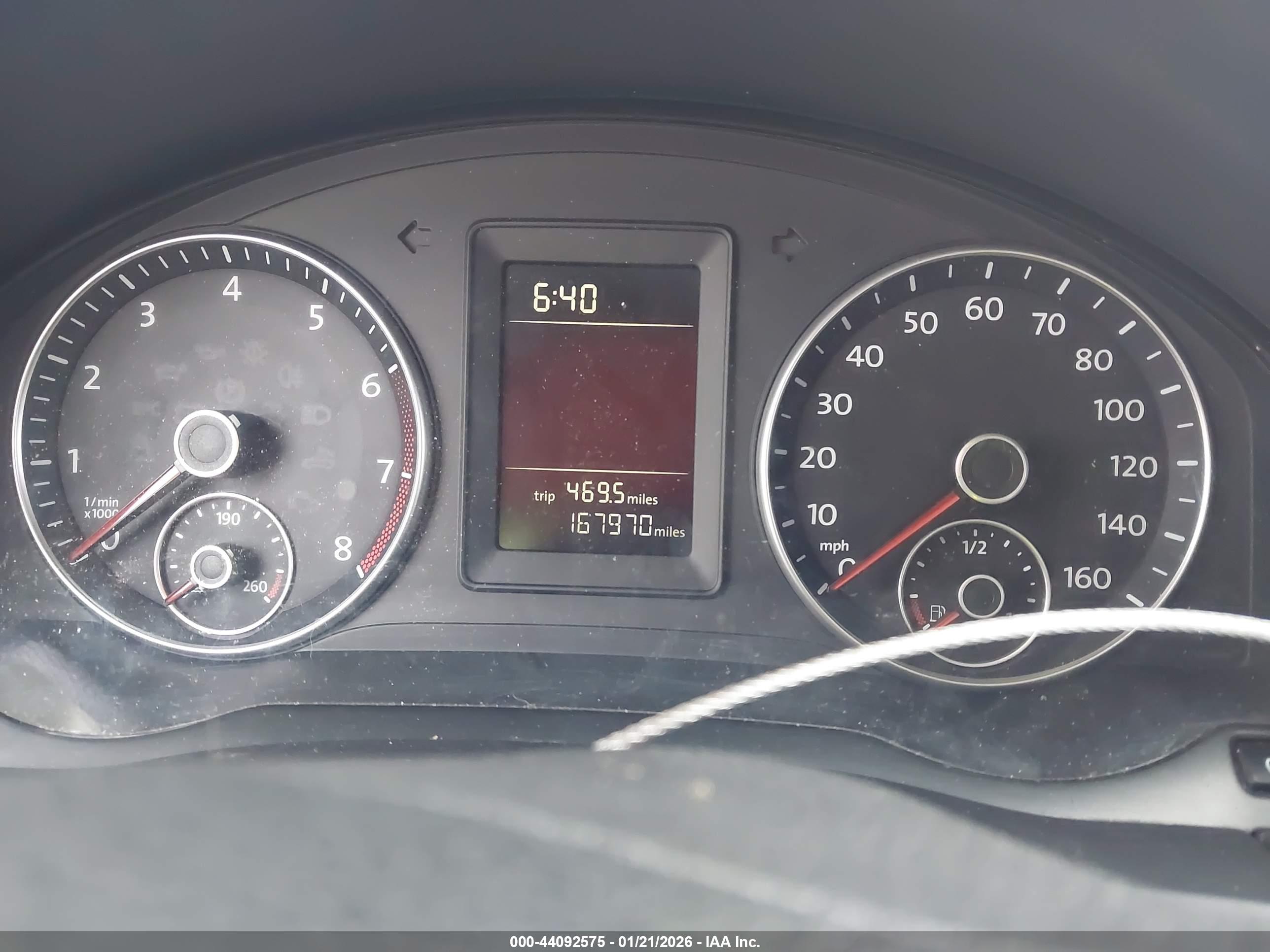VOLKSWAGEN JETTA image 7