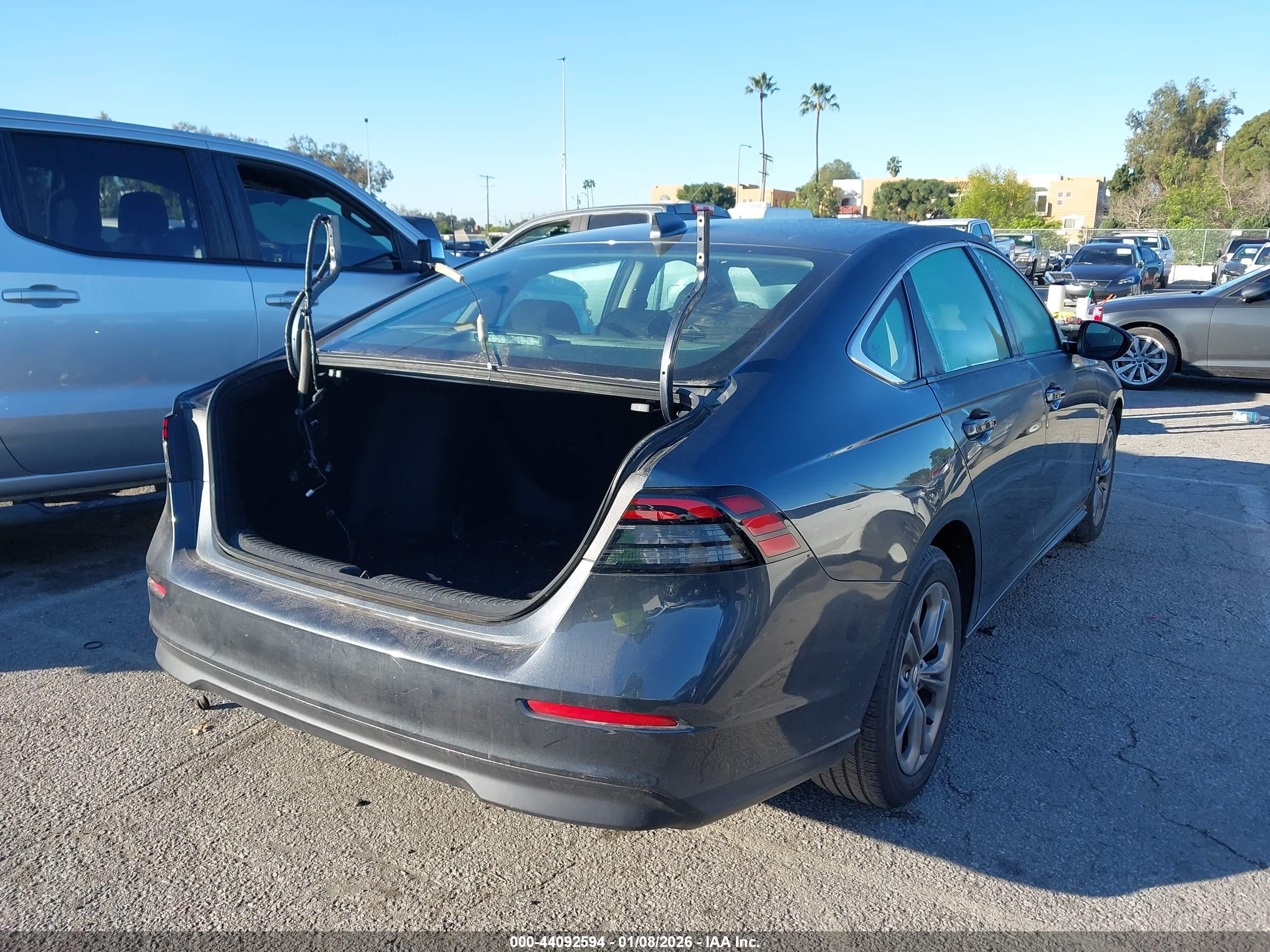 HONDA ACCORD image 4