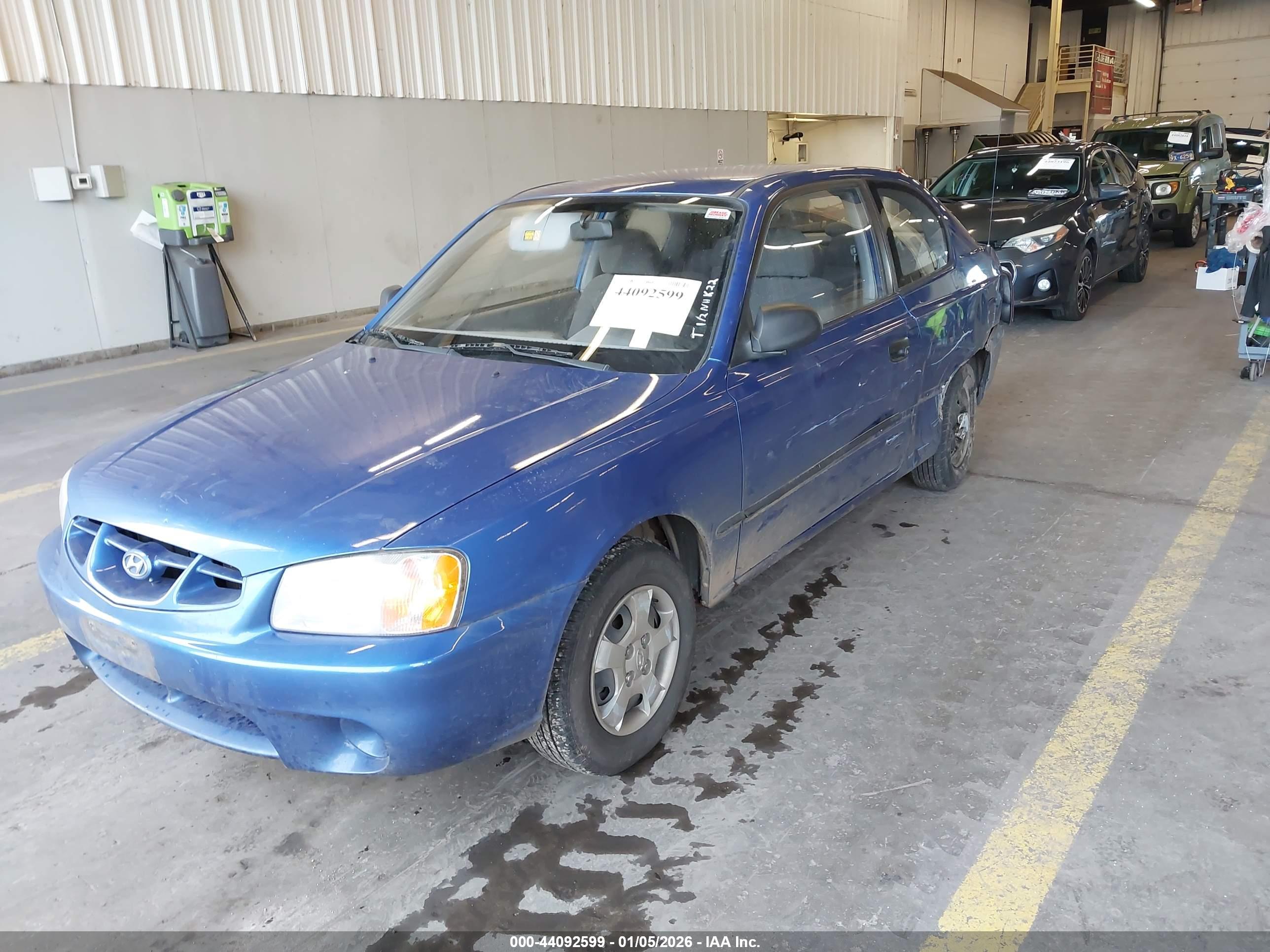 HYUNDAI ACCENT image 2