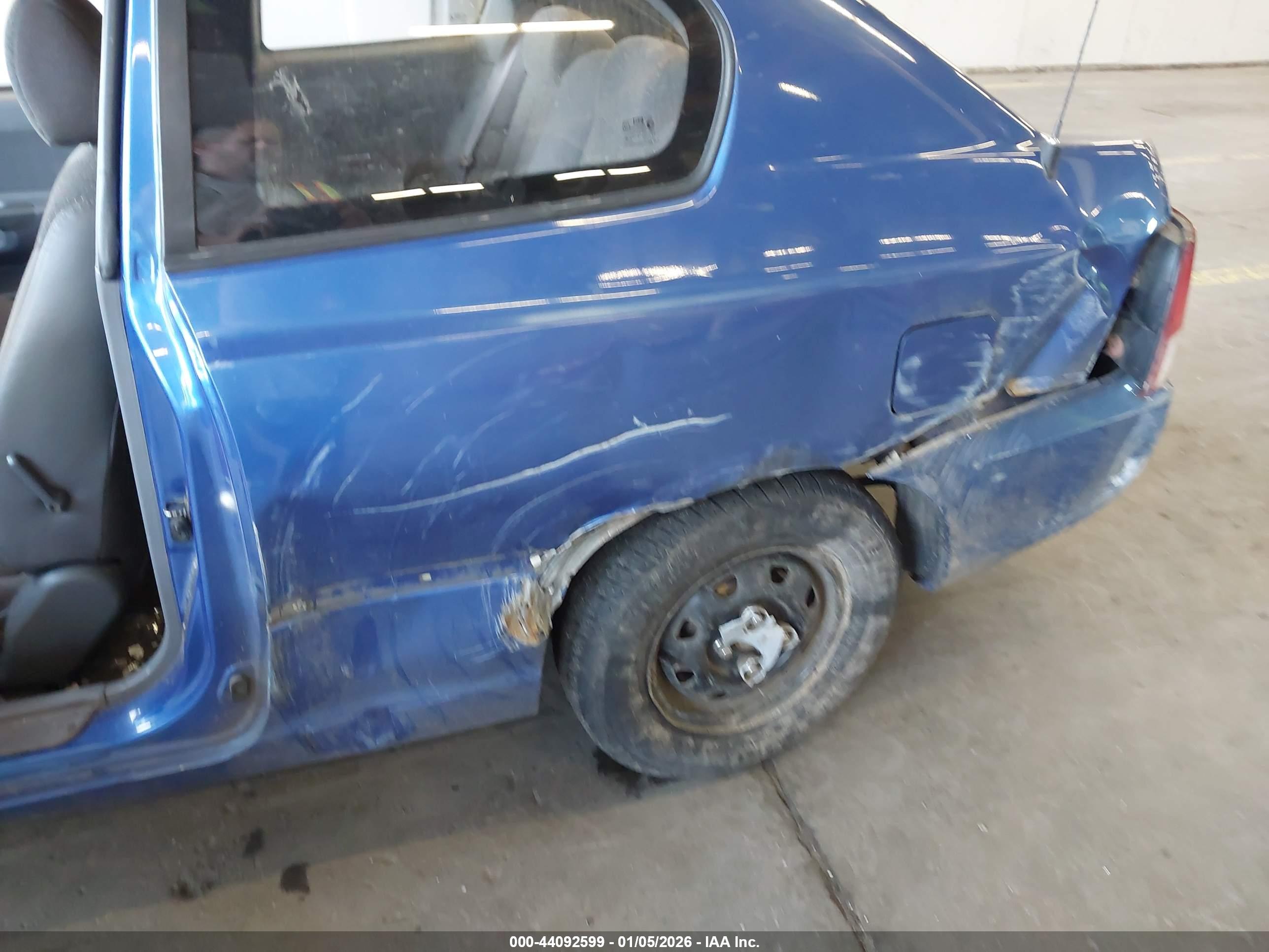HYUNDAI ACCENT image 6