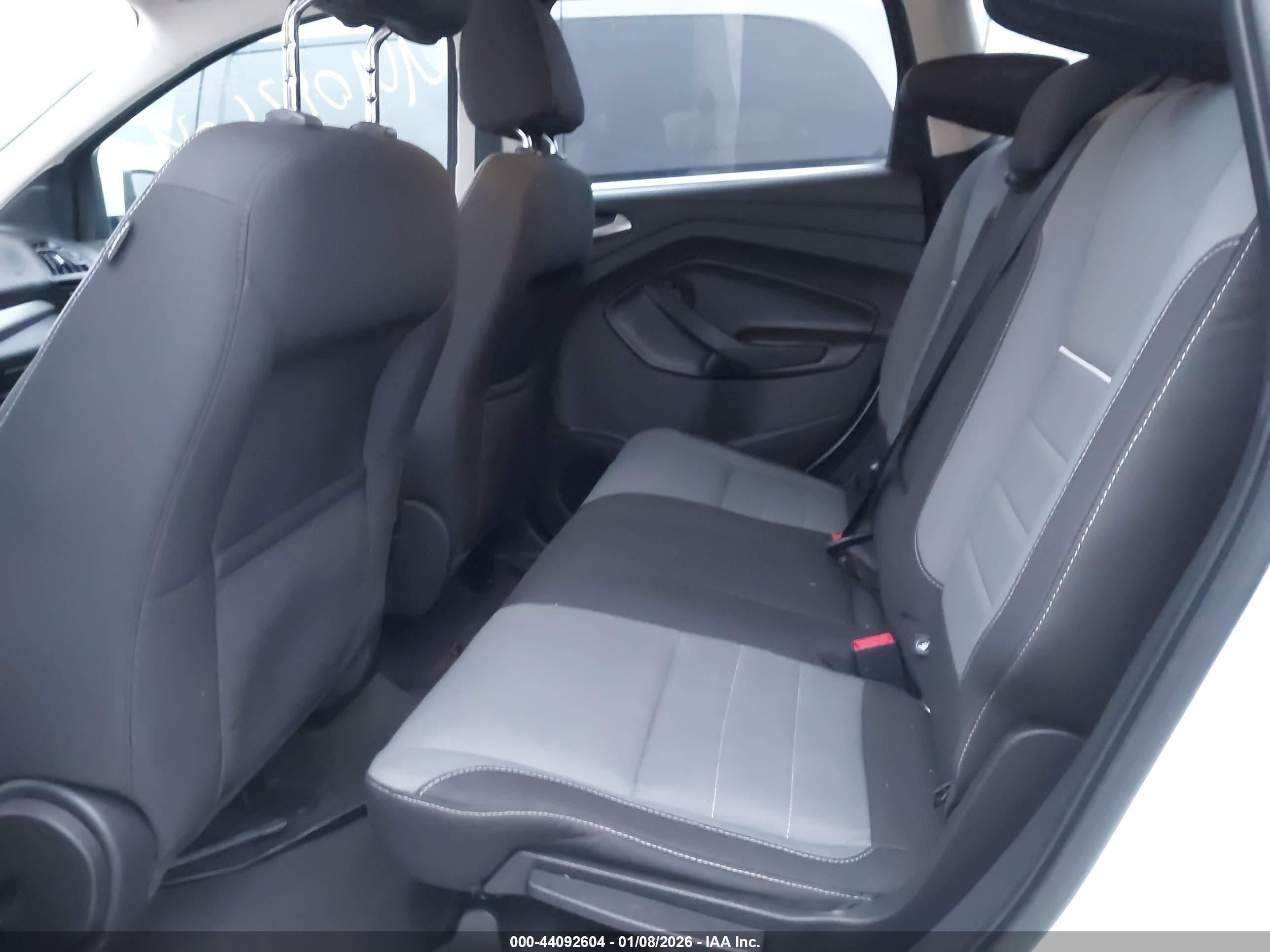 FORD ESCAPE image 8