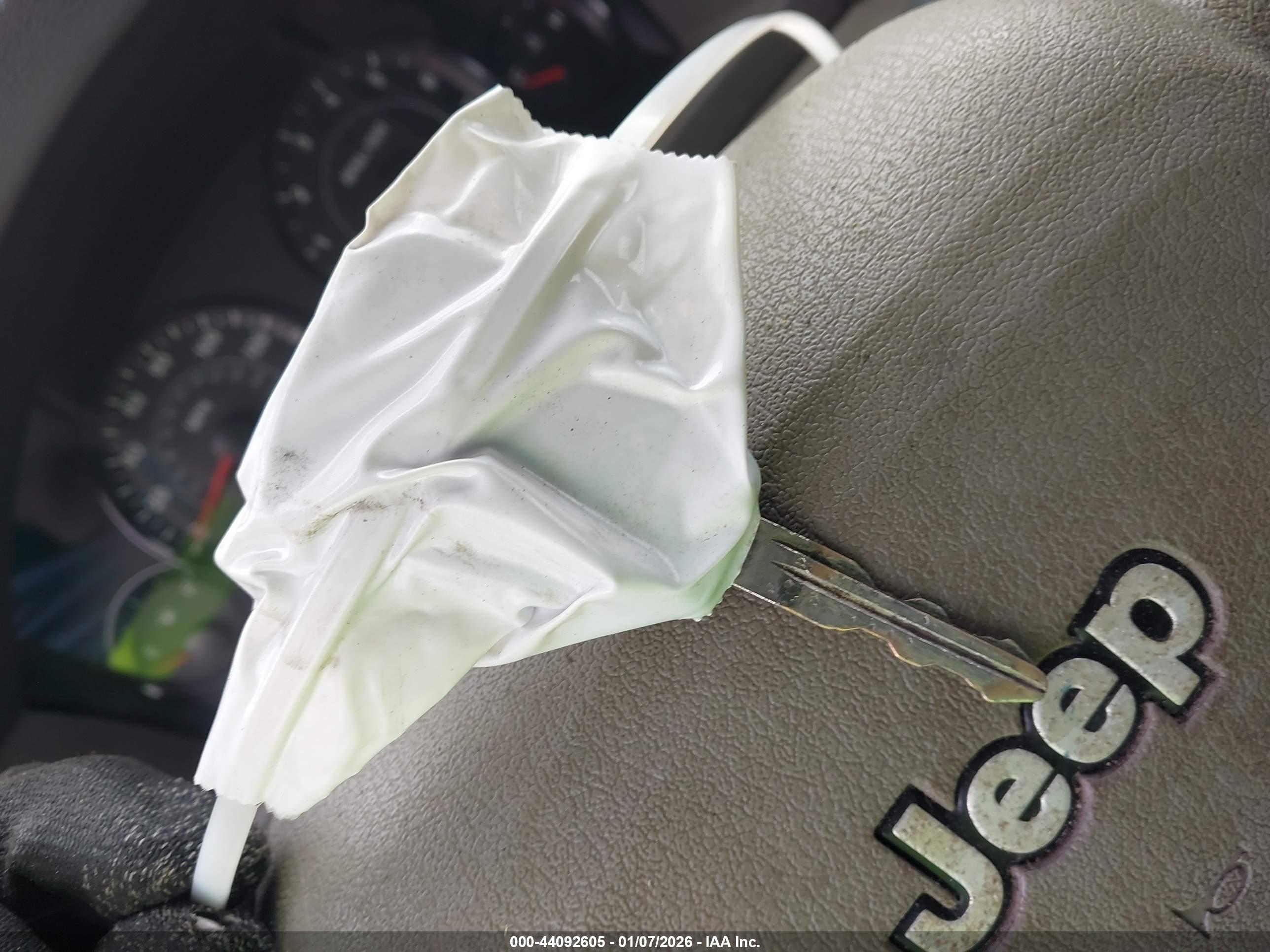 JEEP GRAND image 11