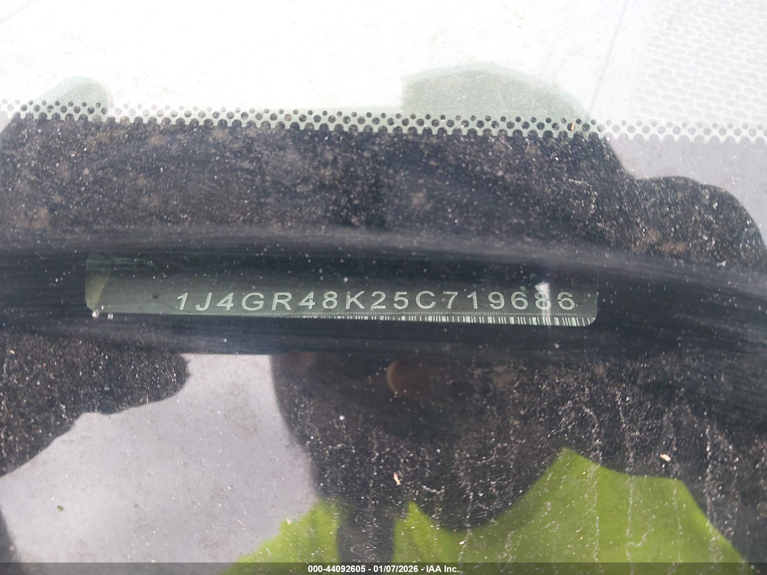JEEP GRAND image 9