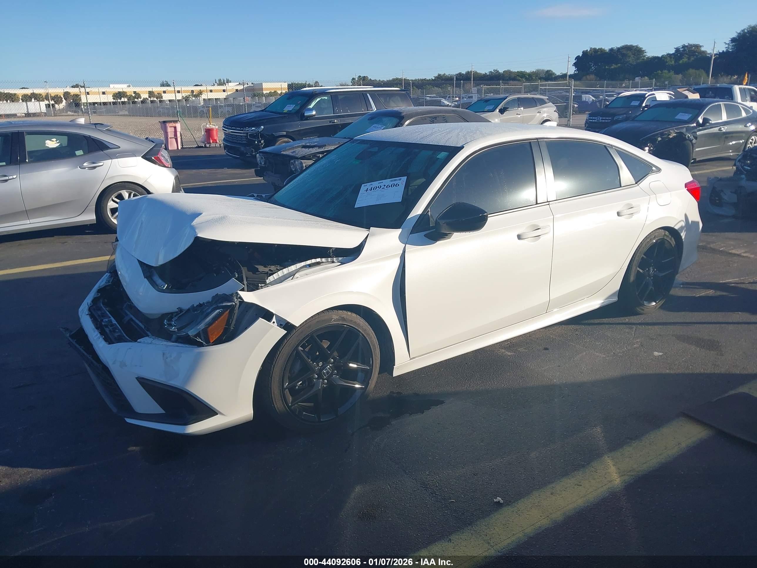 HONDA CIVIC image 2