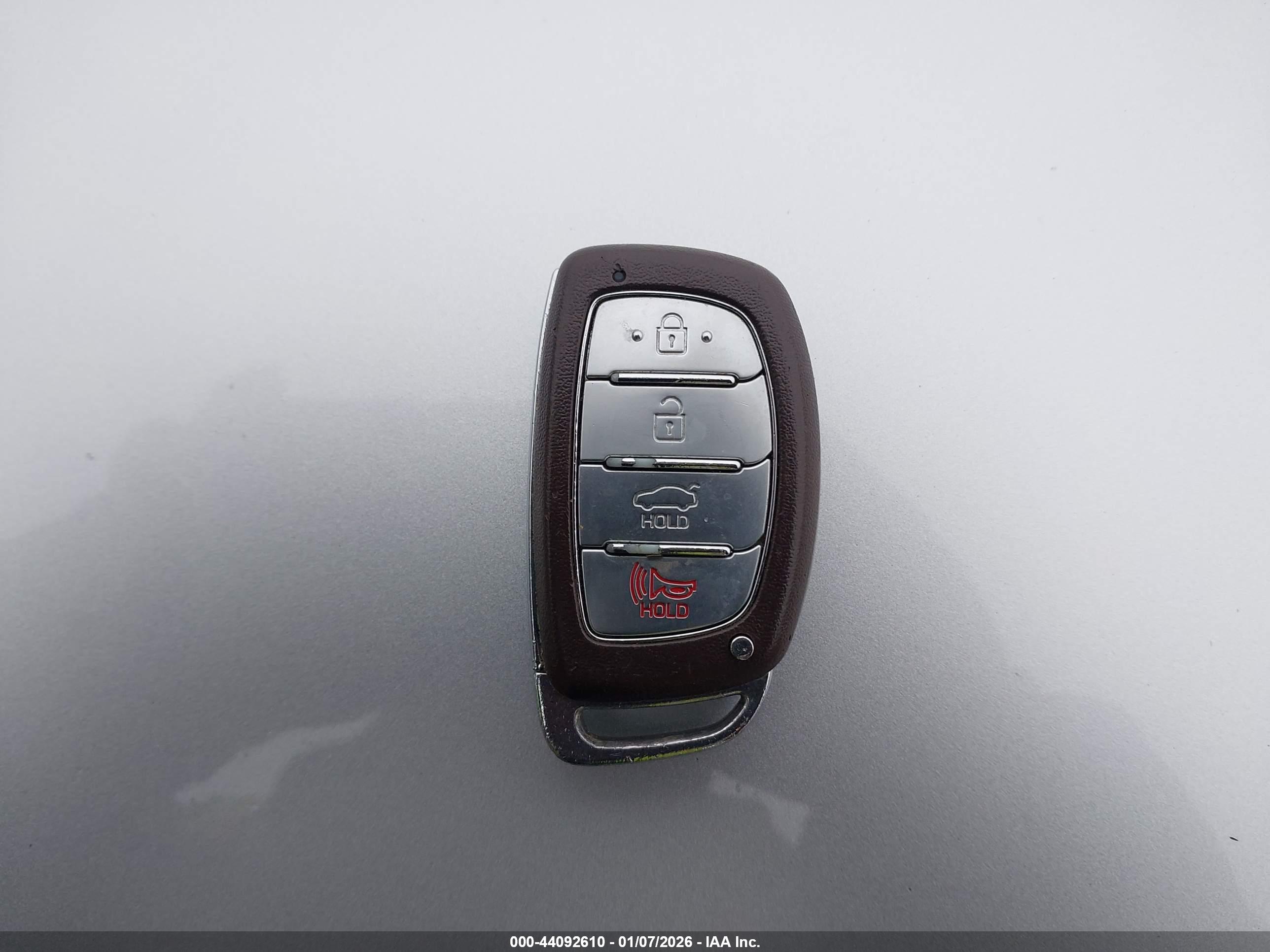 HYUNDAI SONATA image 11