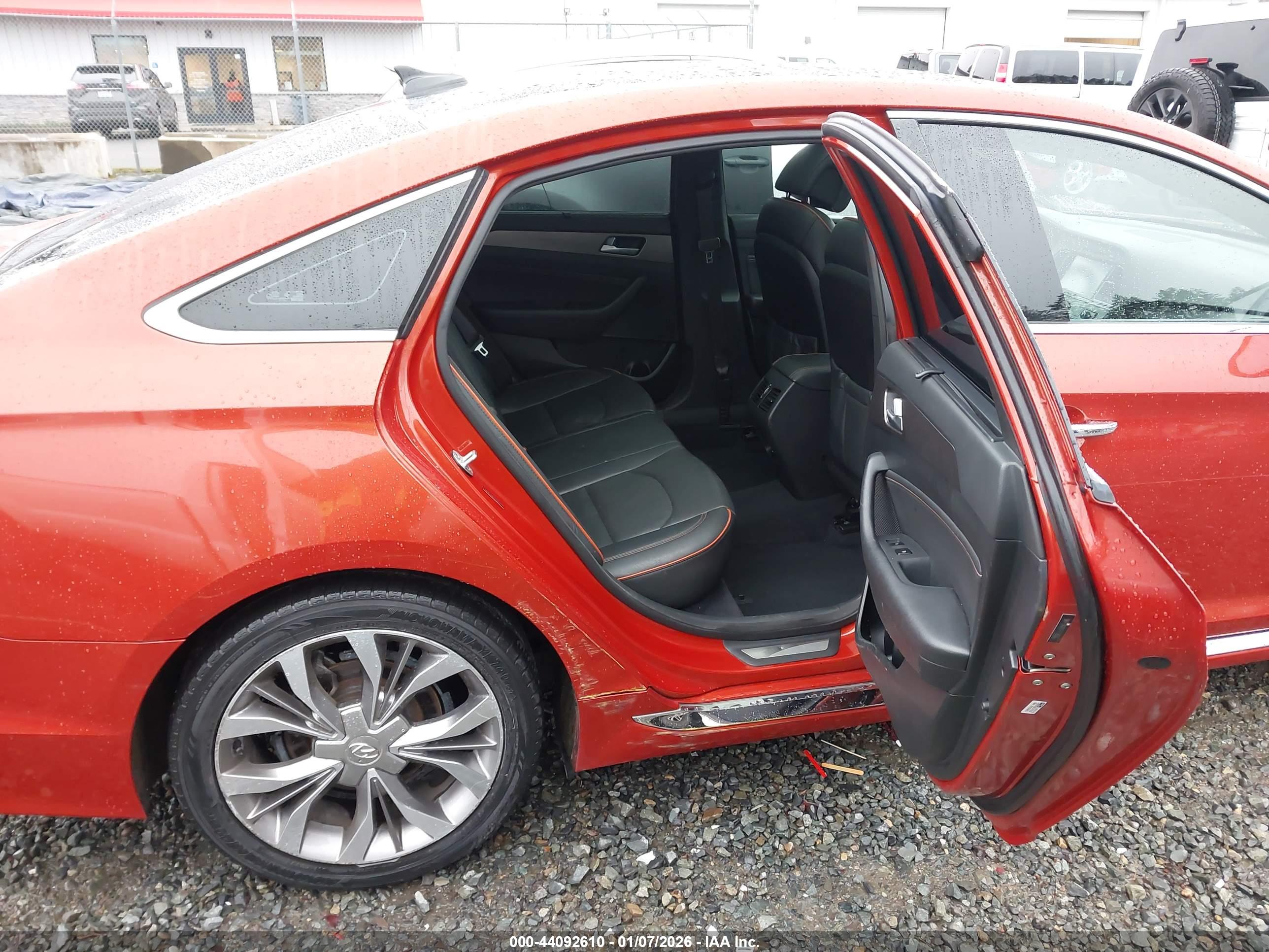 HYUNDAI SONATA image 8