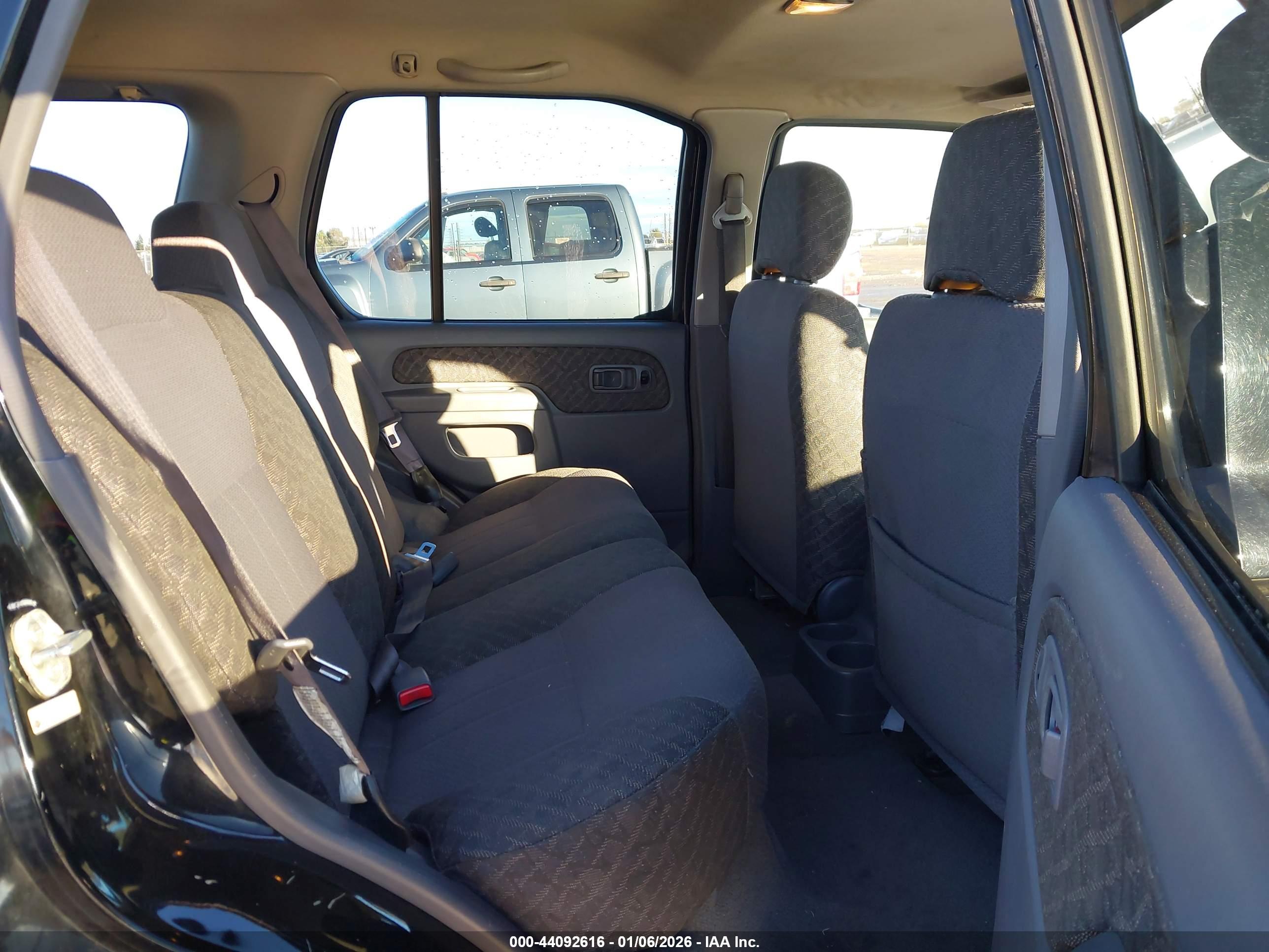 NISSAN XTERRA image 8