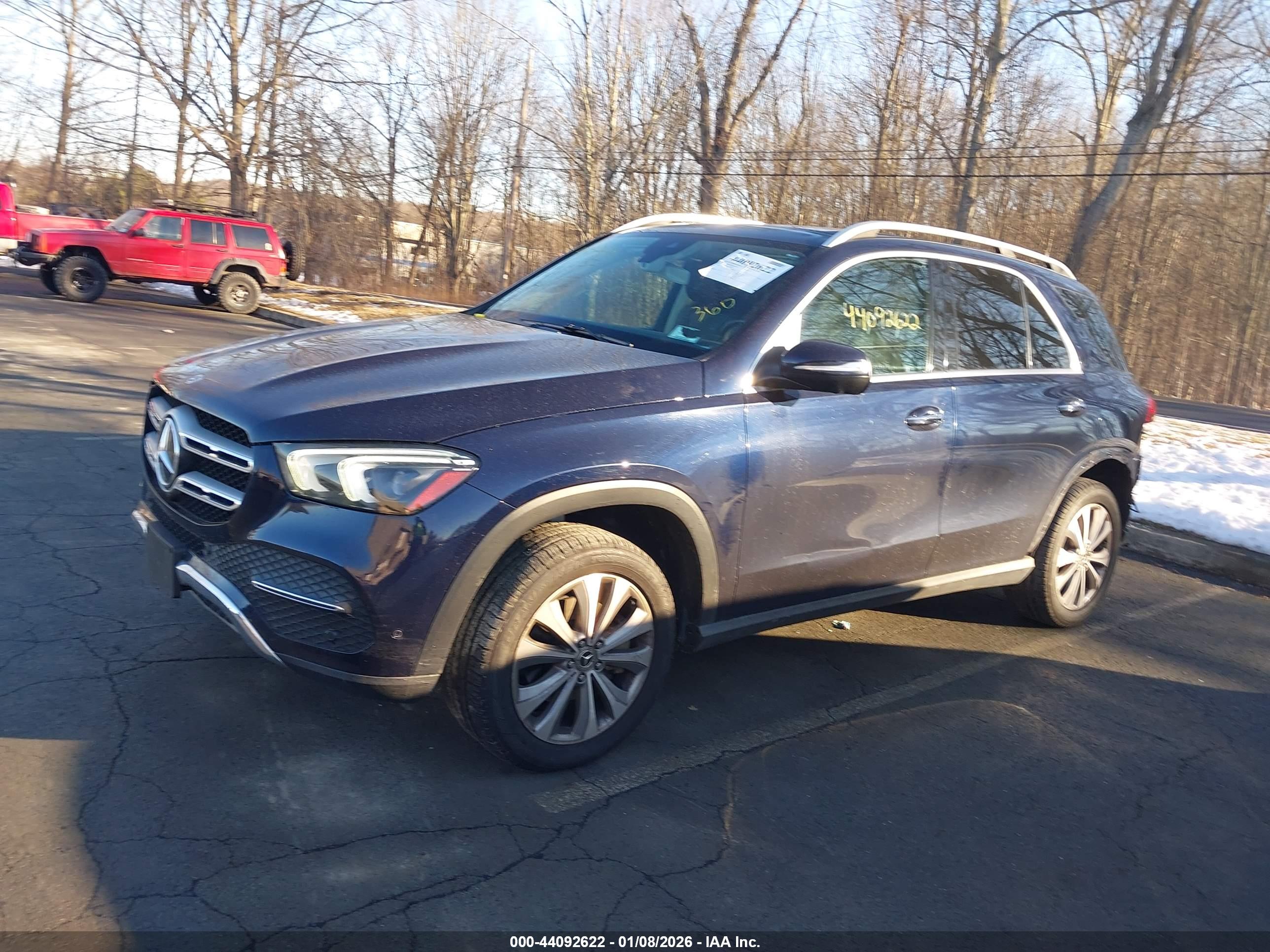 MERCEDES-BENZ GLE image 2
