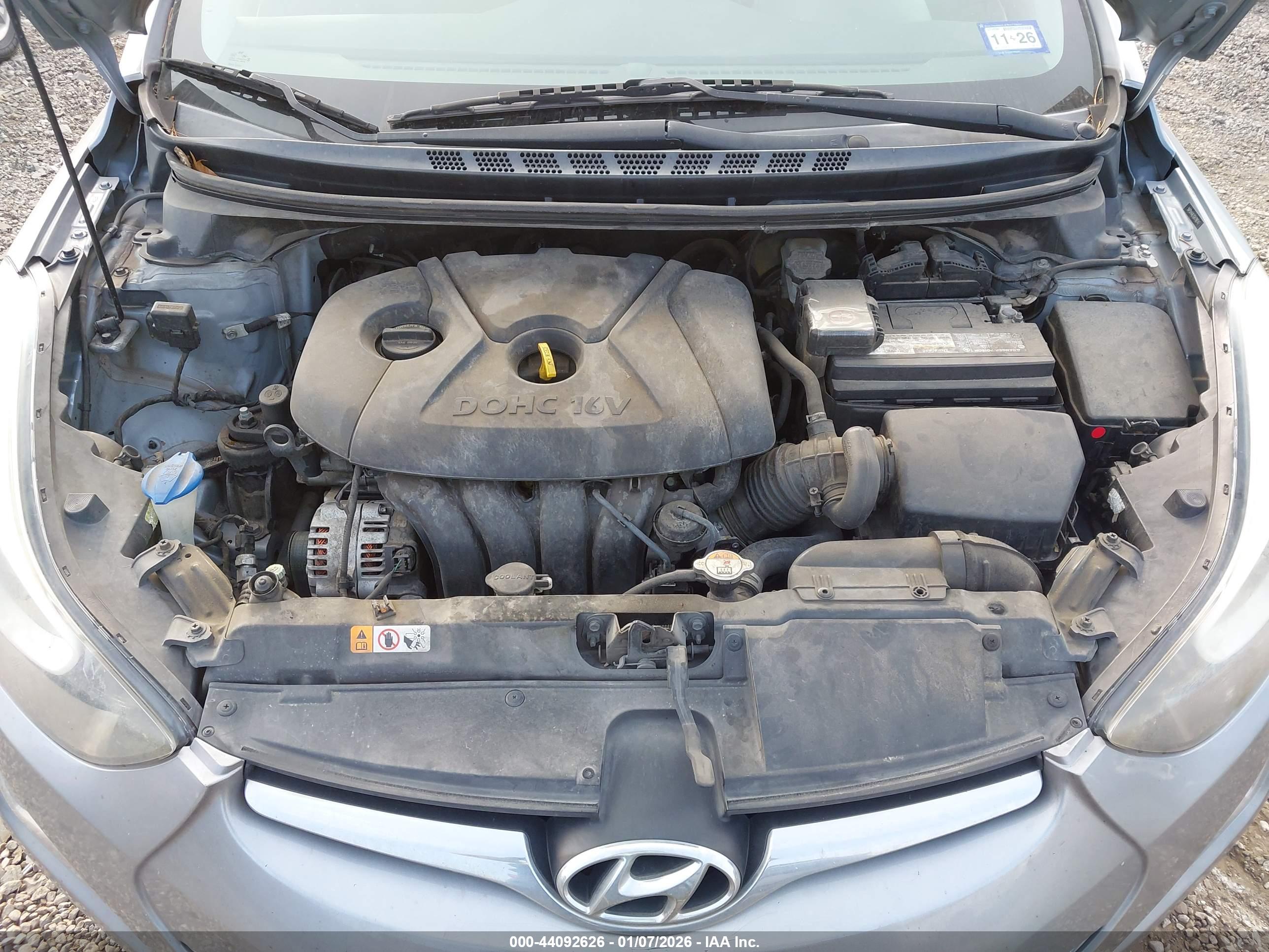 HYUNDAI ELANTRA image 10