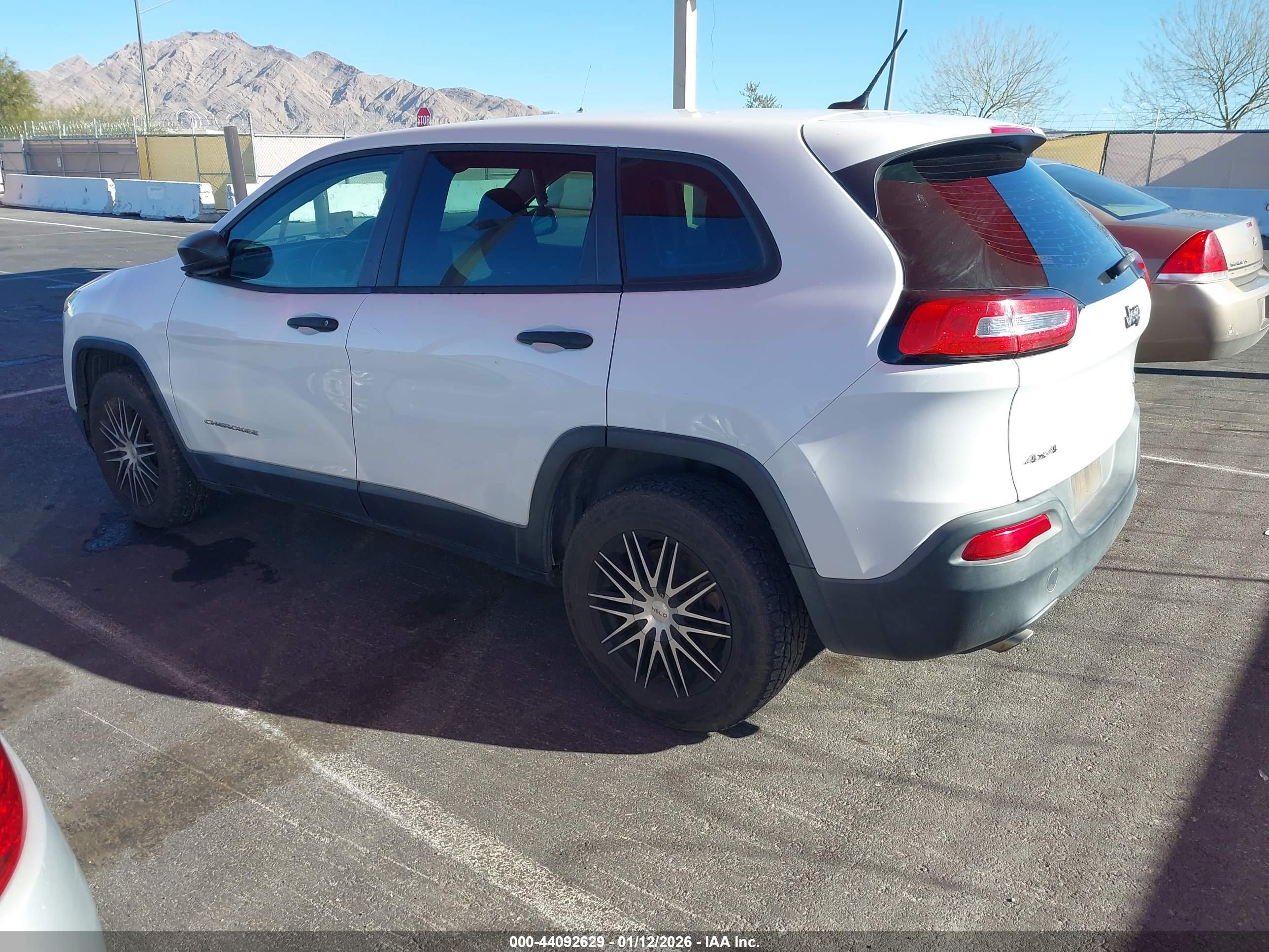 JEEP CHEROKEE image 3