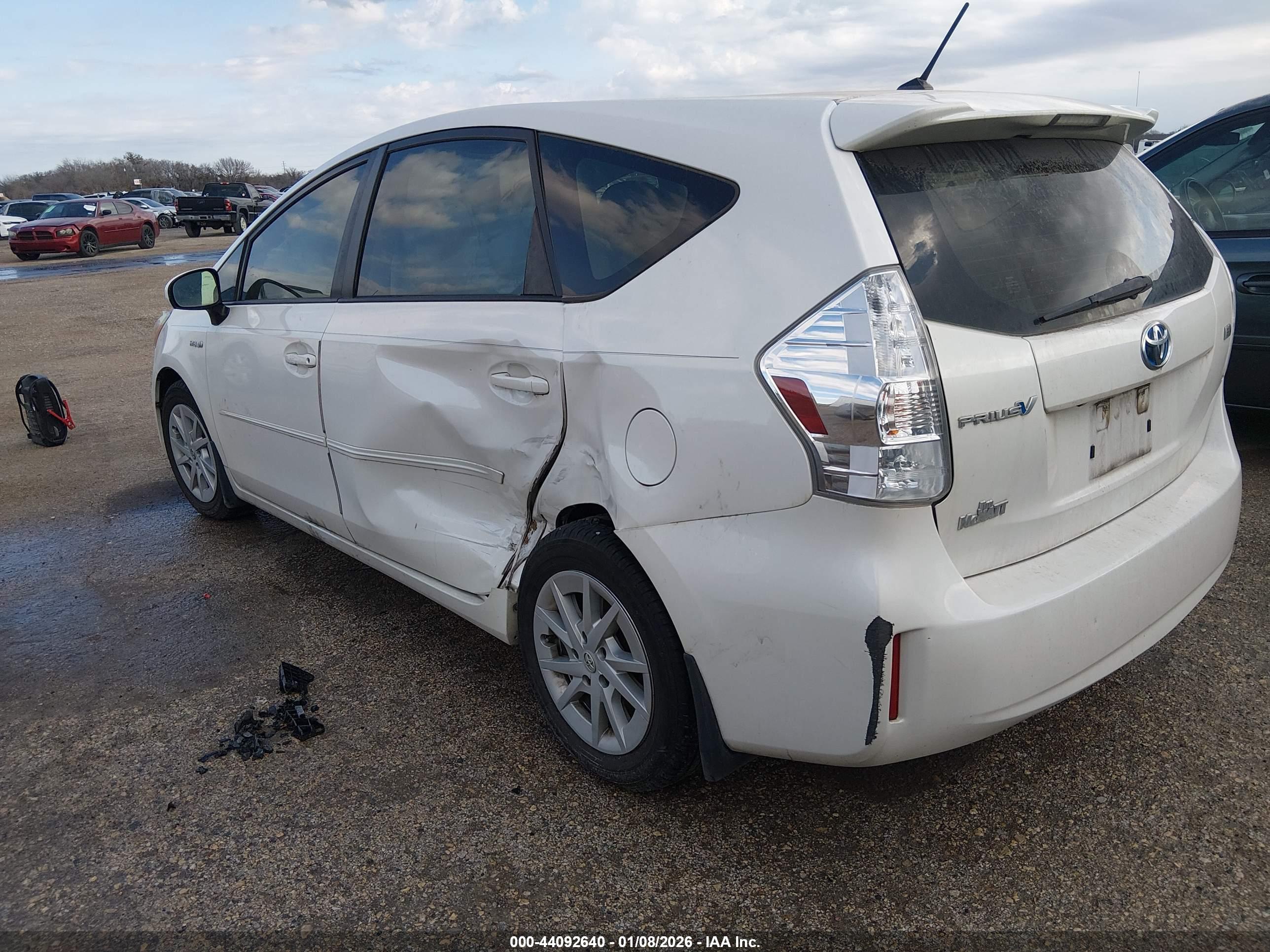 TOYOTA PRIUS image 3