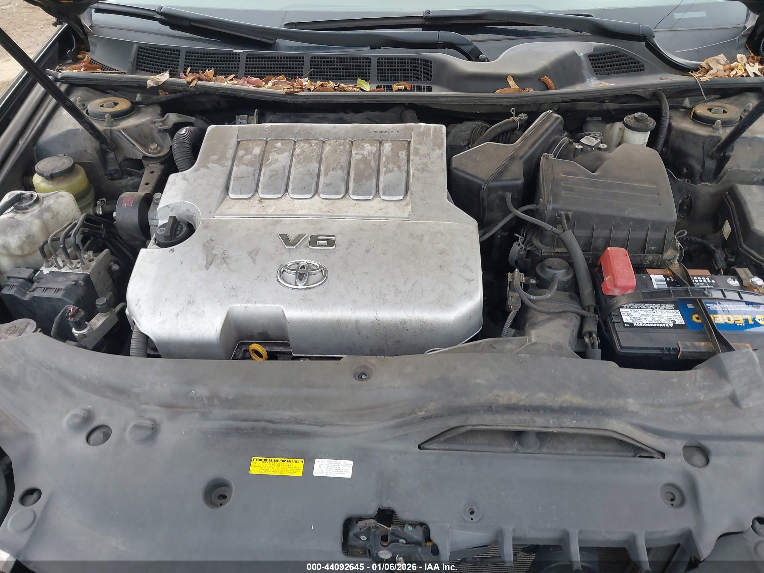 TOYOTA AVALON image 10