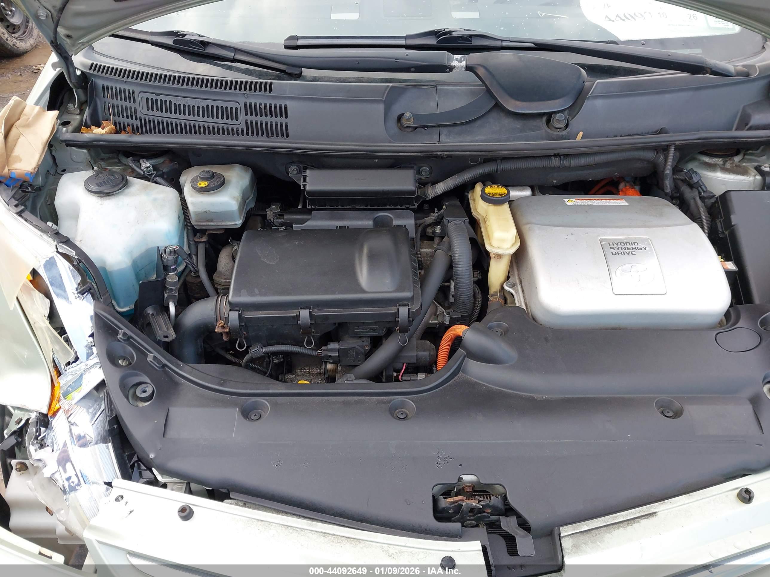 TOYOTA PRIUS image 10