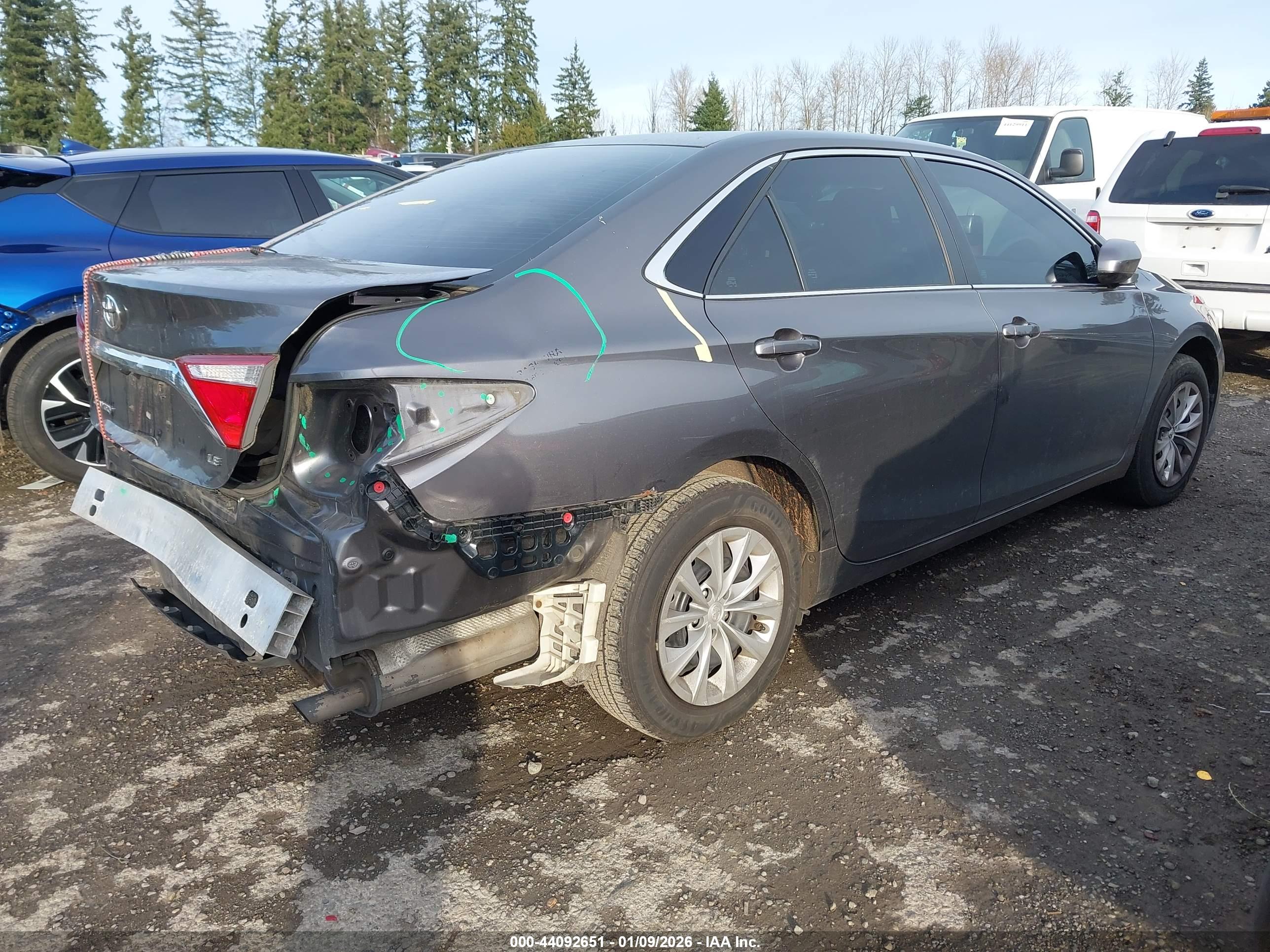 TOYOTA CAMRY image 4