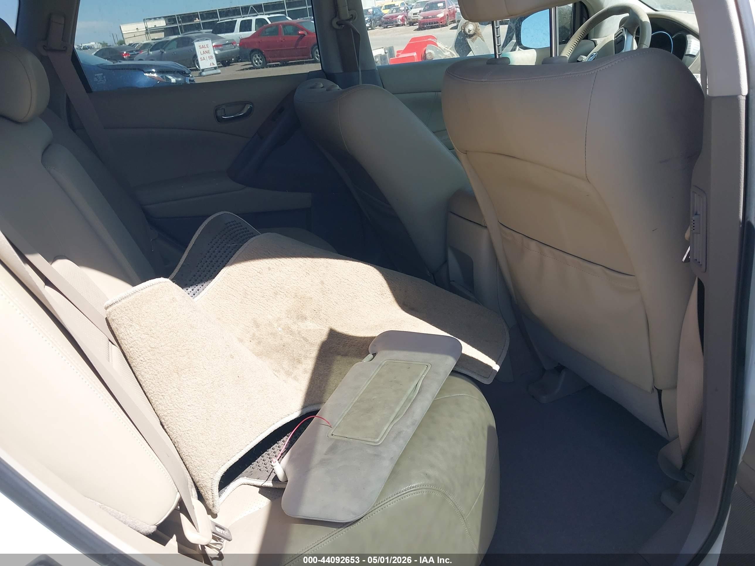 NISSAN MURANO image 8
