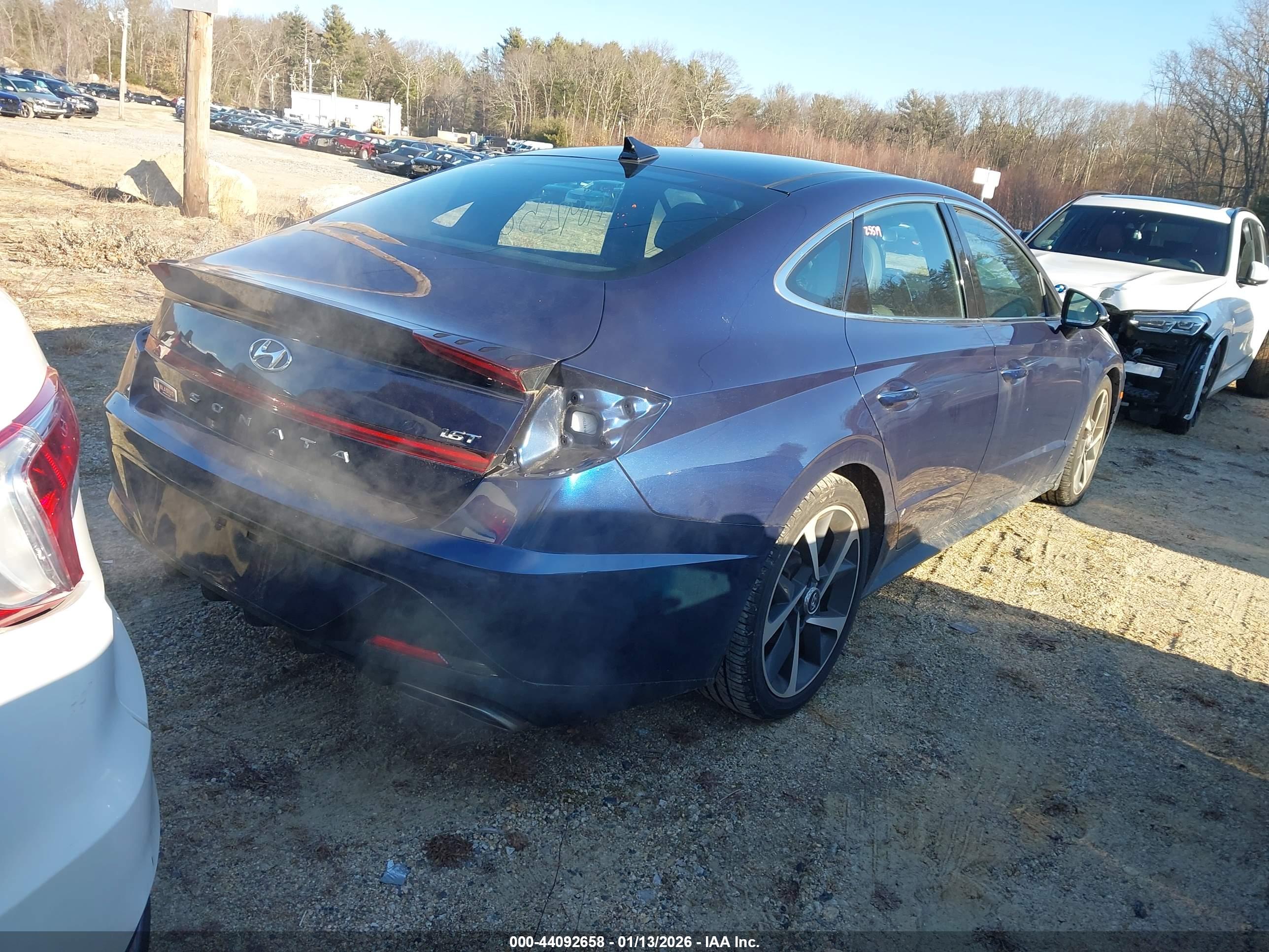 HYUNDAI SONATA image 4