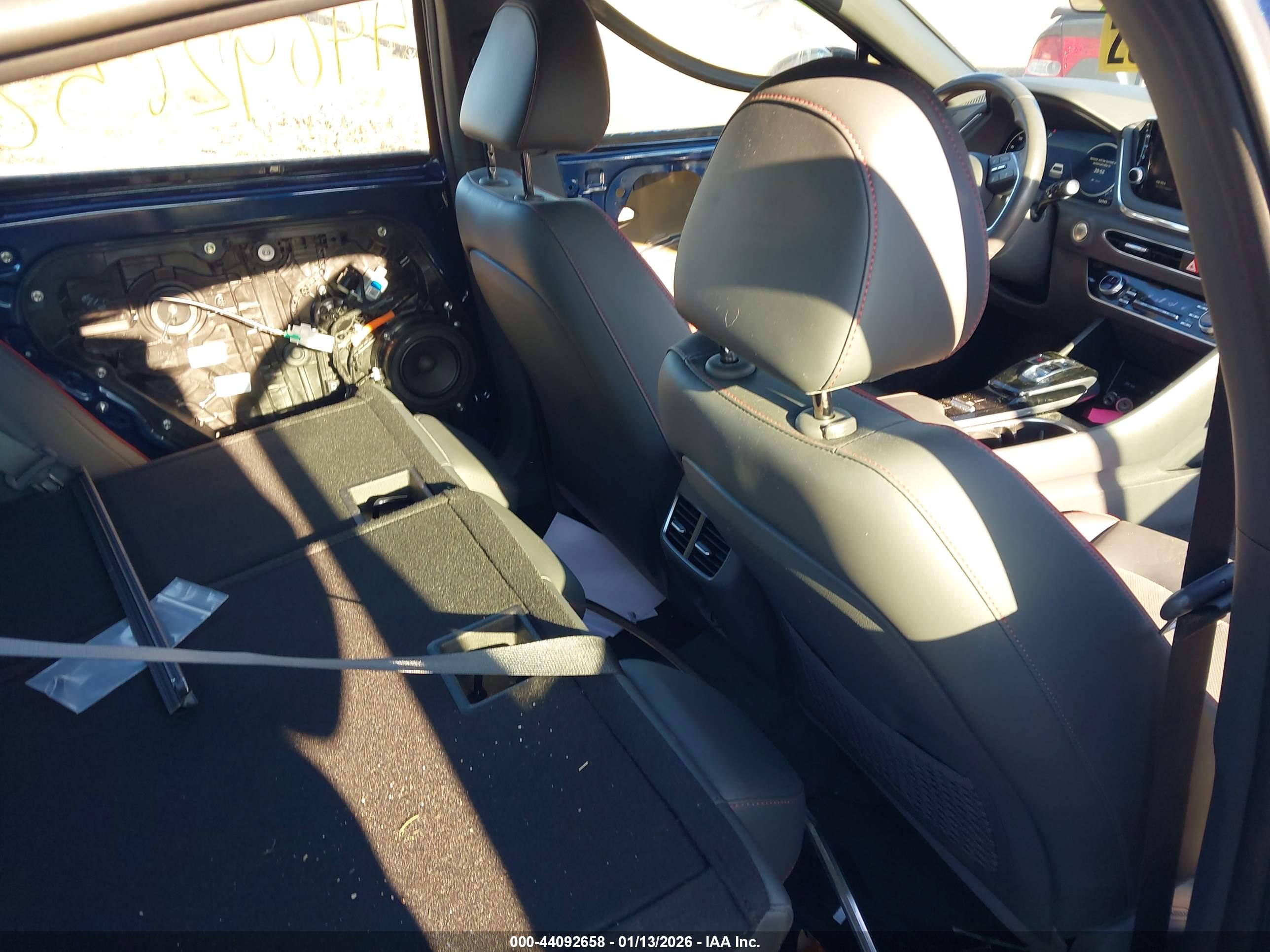 HYUNDAI SONATA image 8