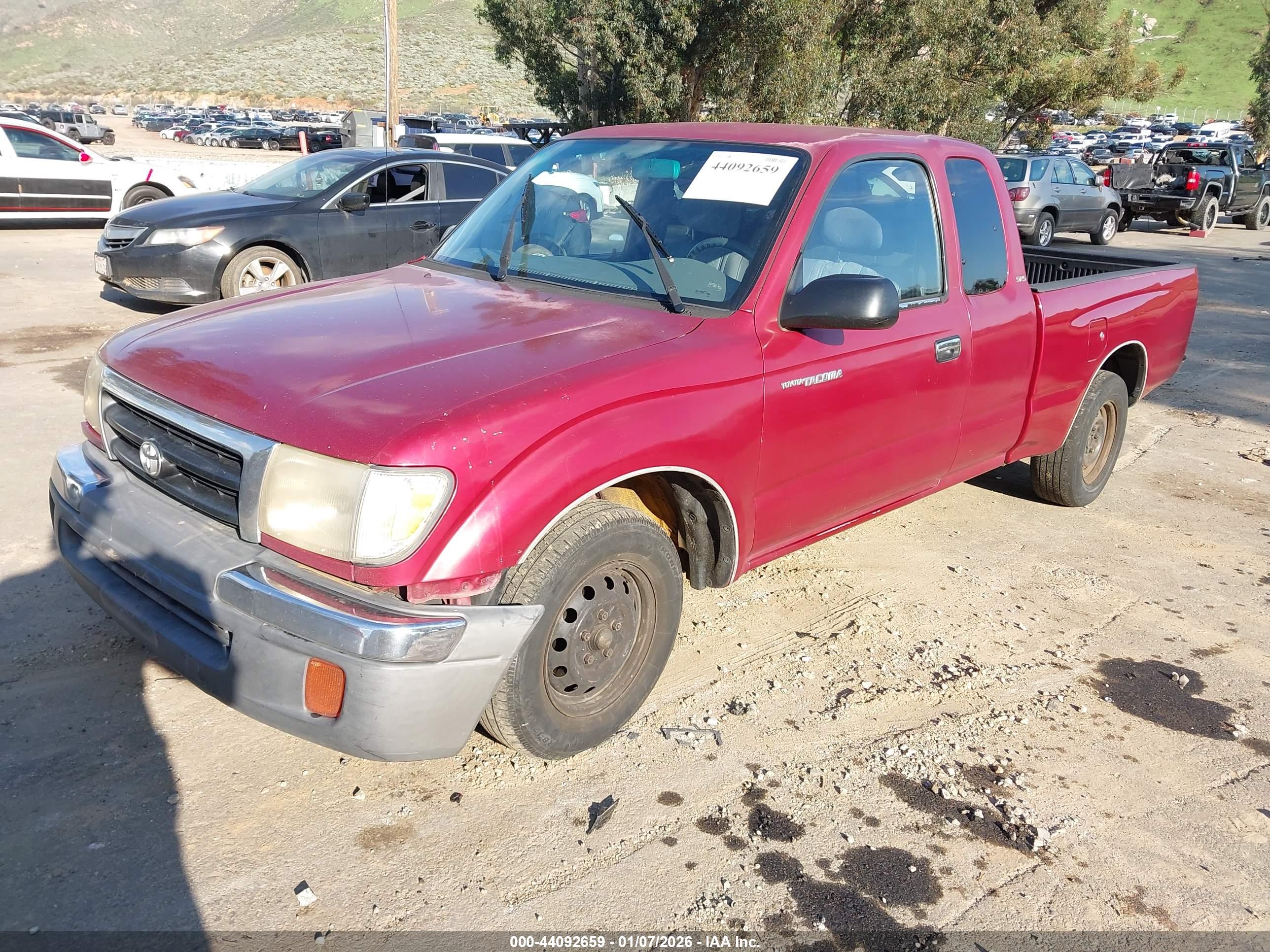 TOYOTA TACOMA image 2
