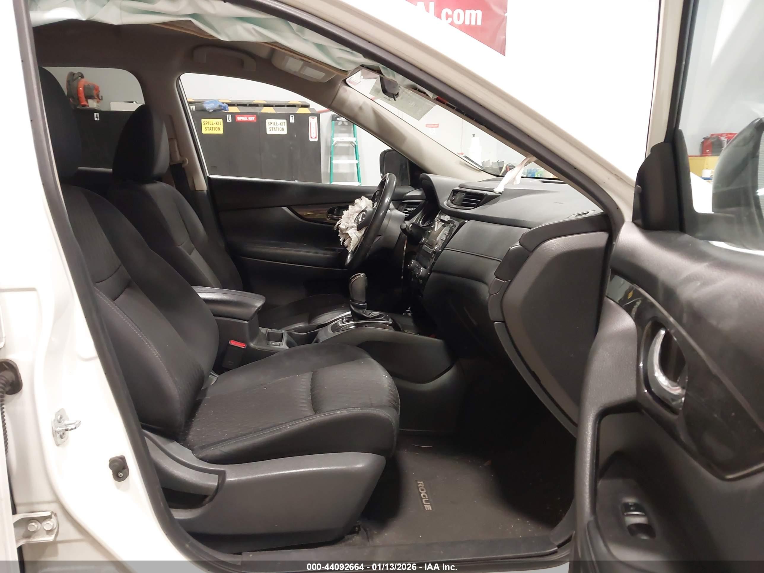 NISSAN ROGUE image 5