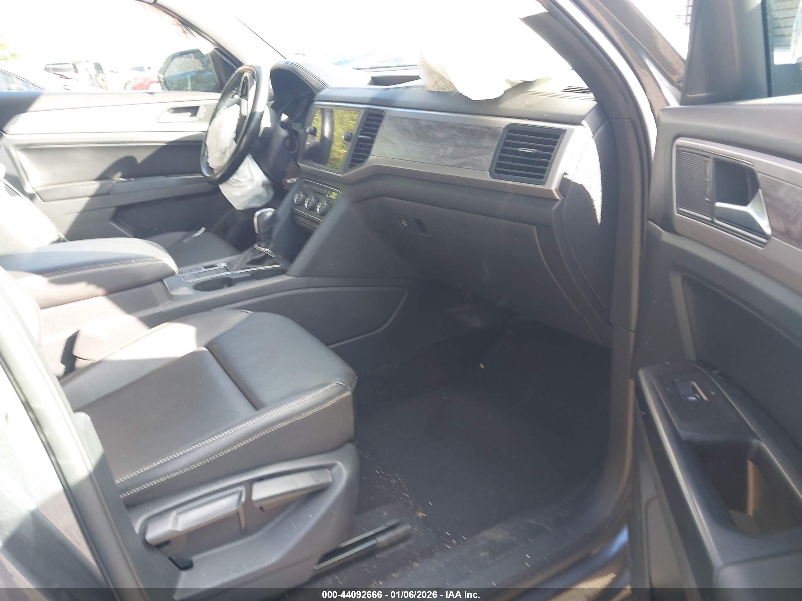 VOLKSWAGEN ATLAS image 5