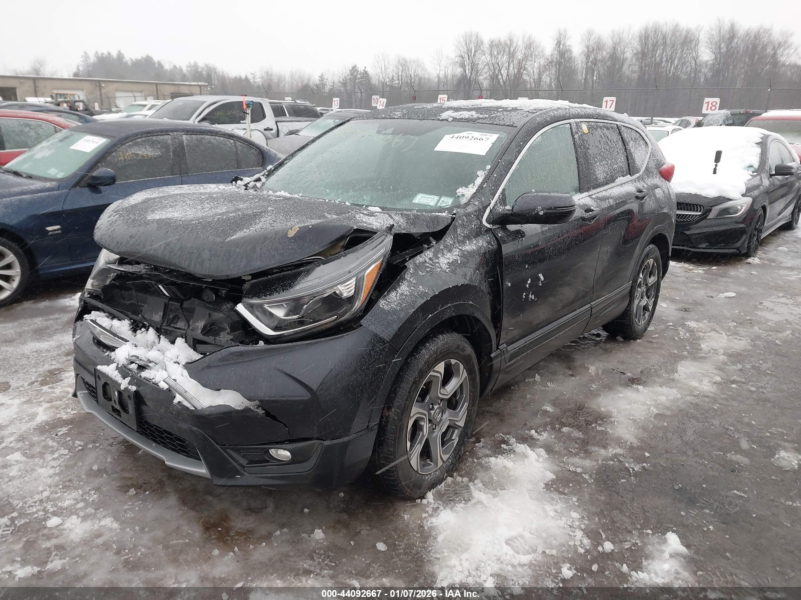 HONDA CR-V image 2