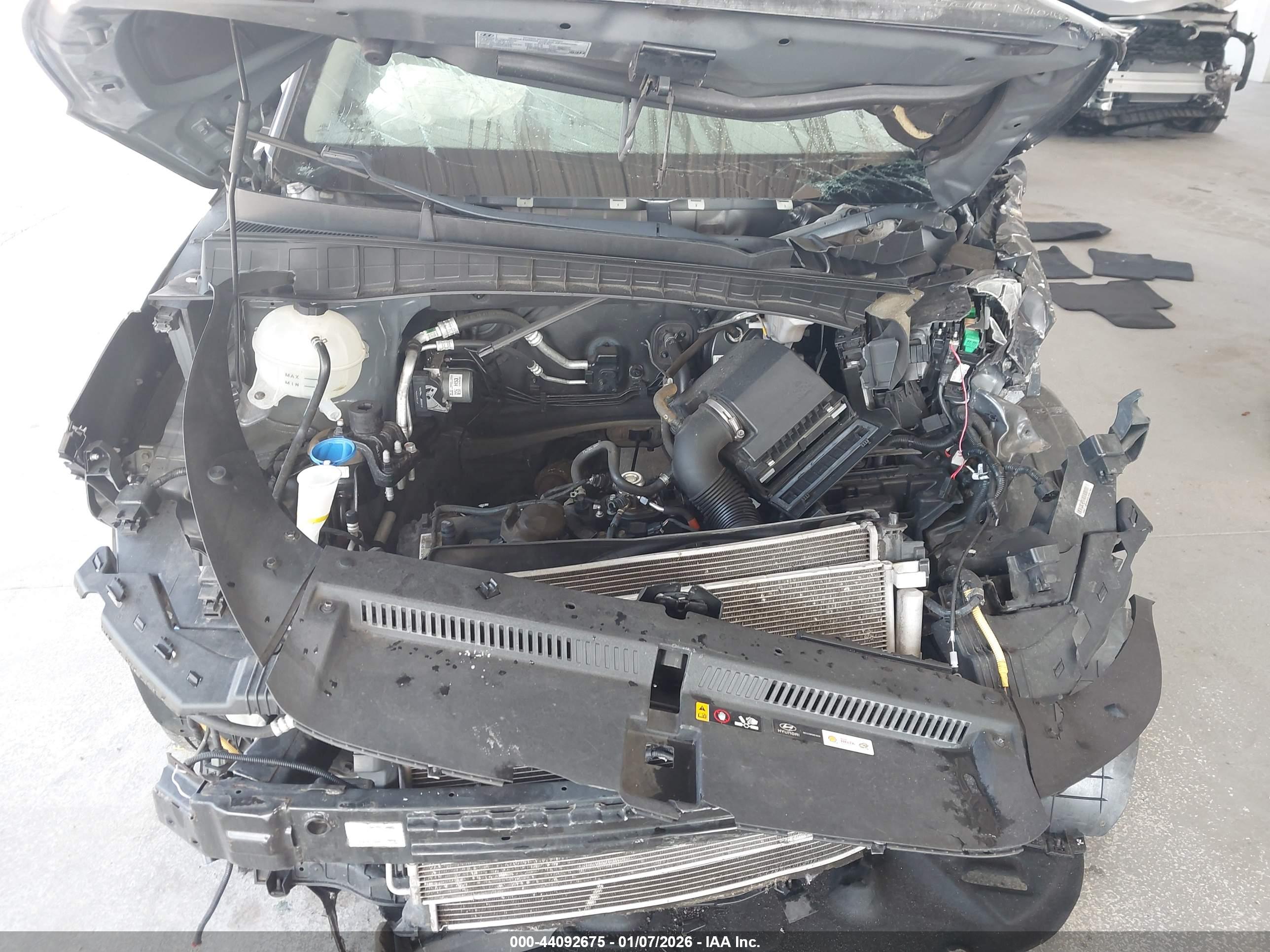 HYUNDAI TUCSON image 10