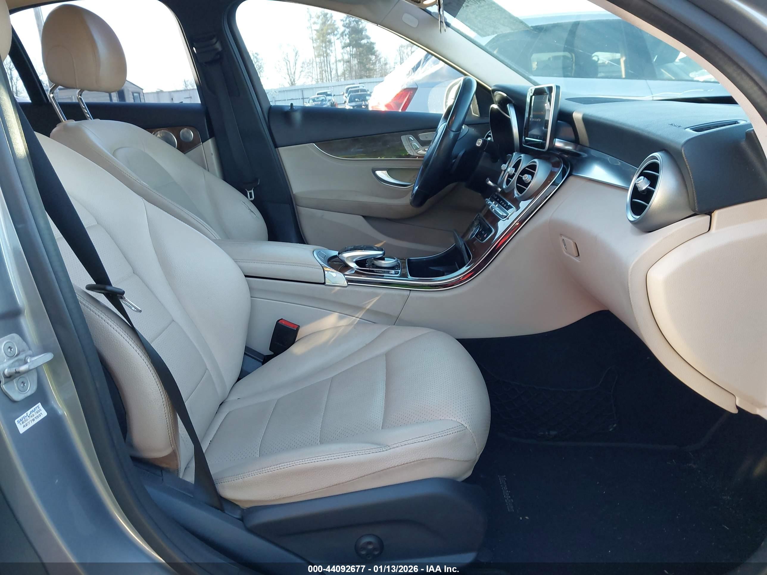 MERCEDES-BENZ C image 5