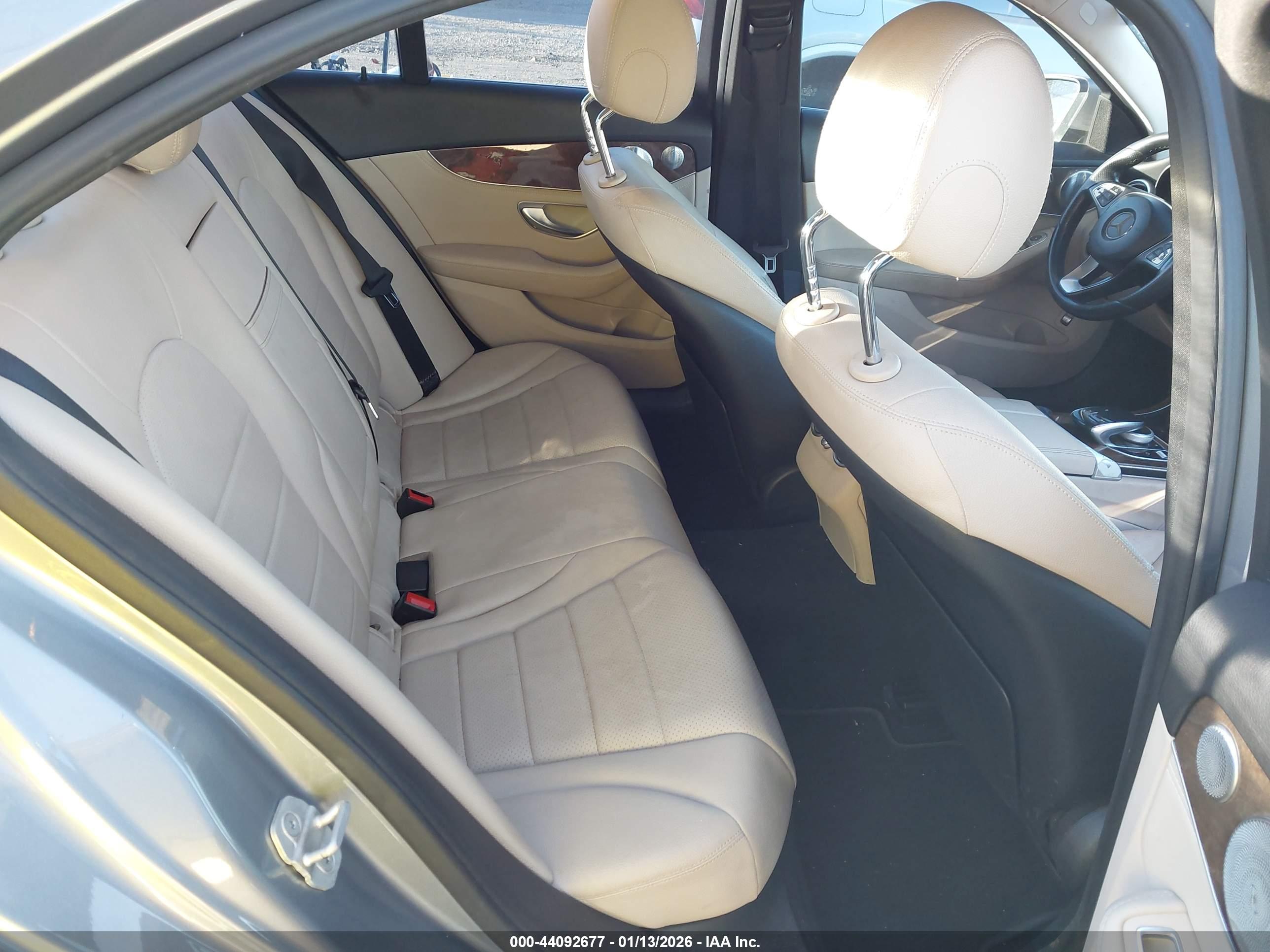 MERCEDES-BENZ C image 8