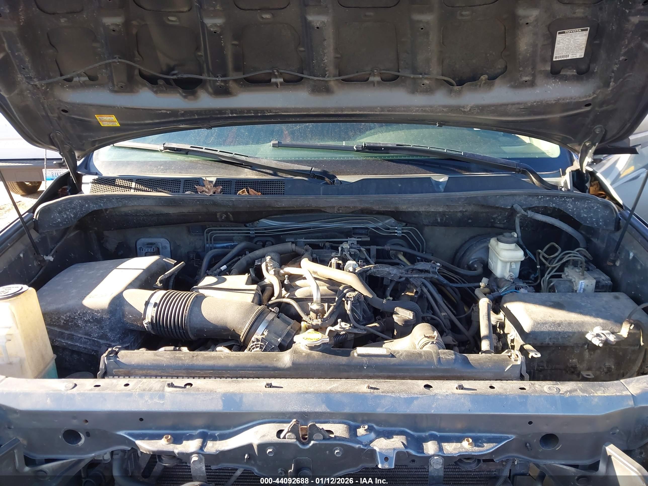 TOYOTA TUNDRA image 10