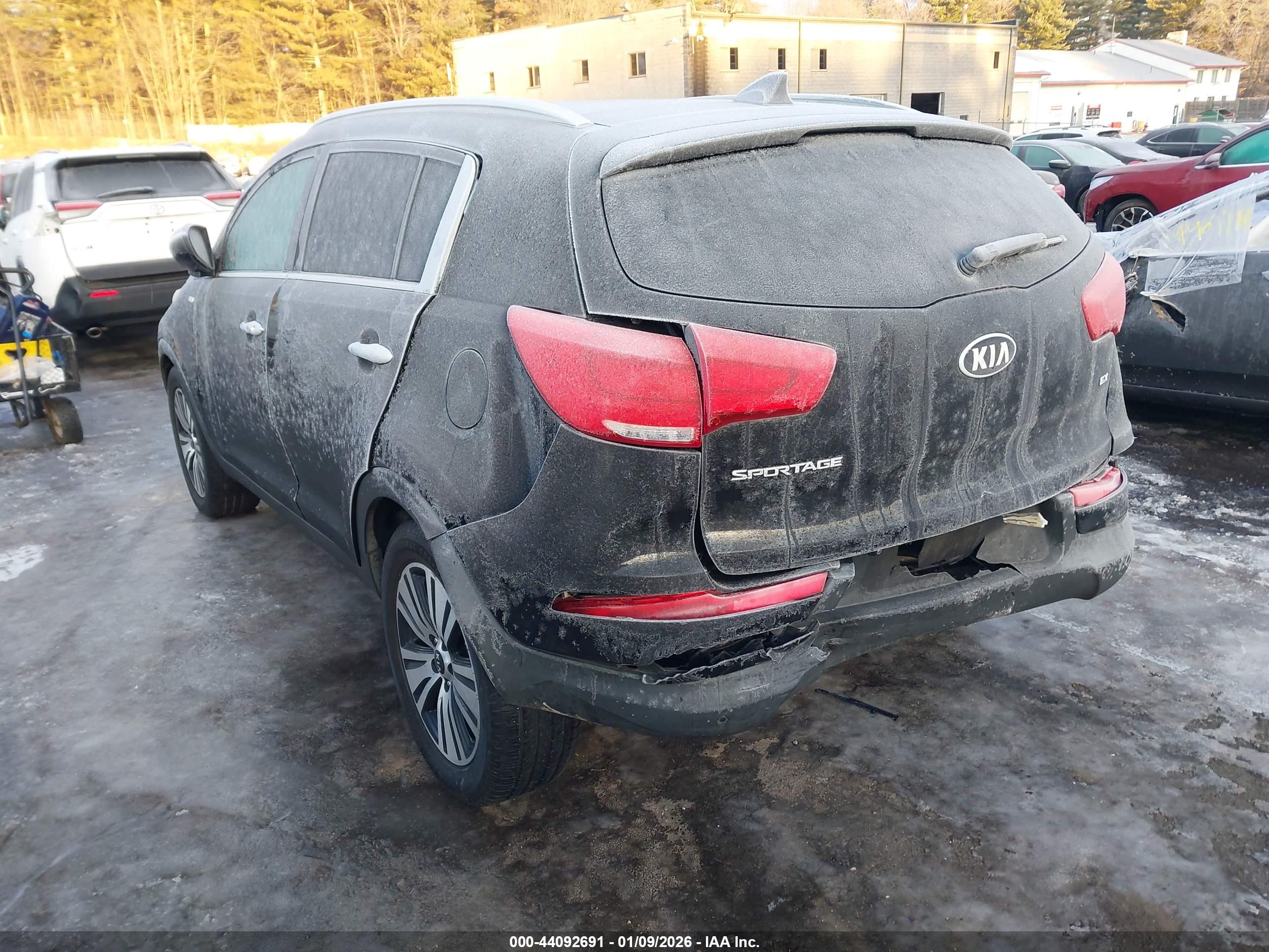 KIA SPORTAGE image 3