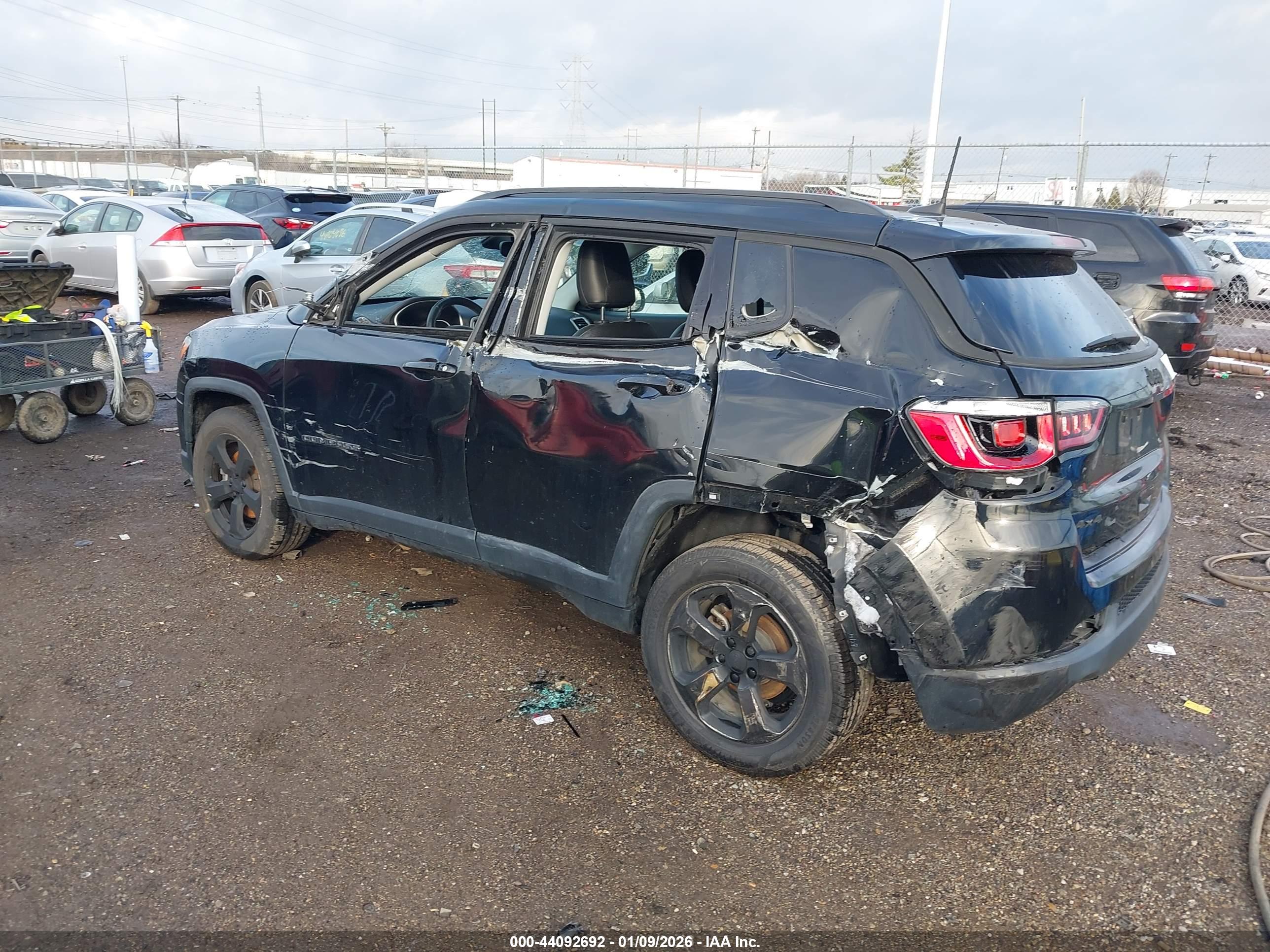 JEEP COMPASS image 3