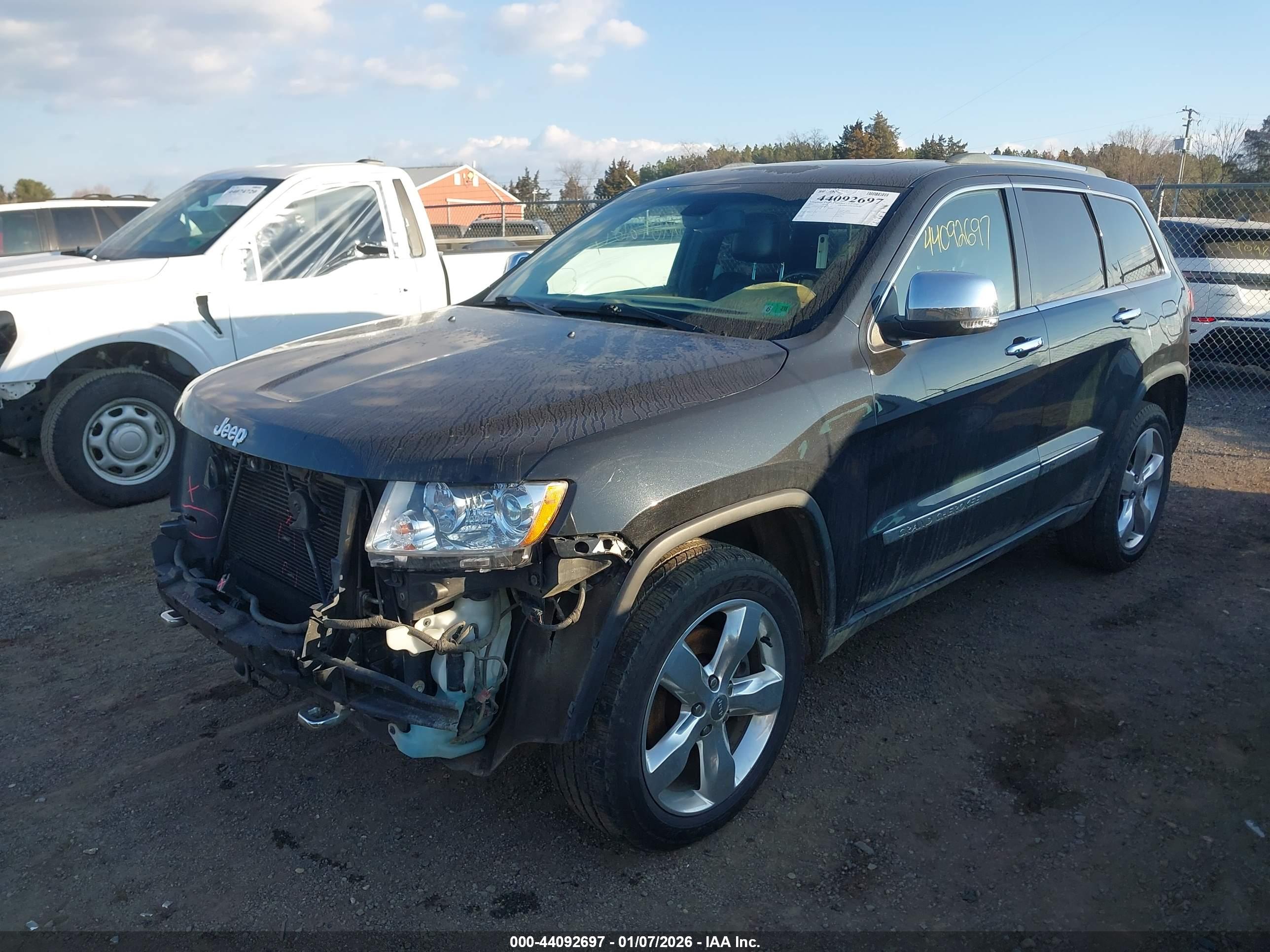 JEEP GRAND image 2