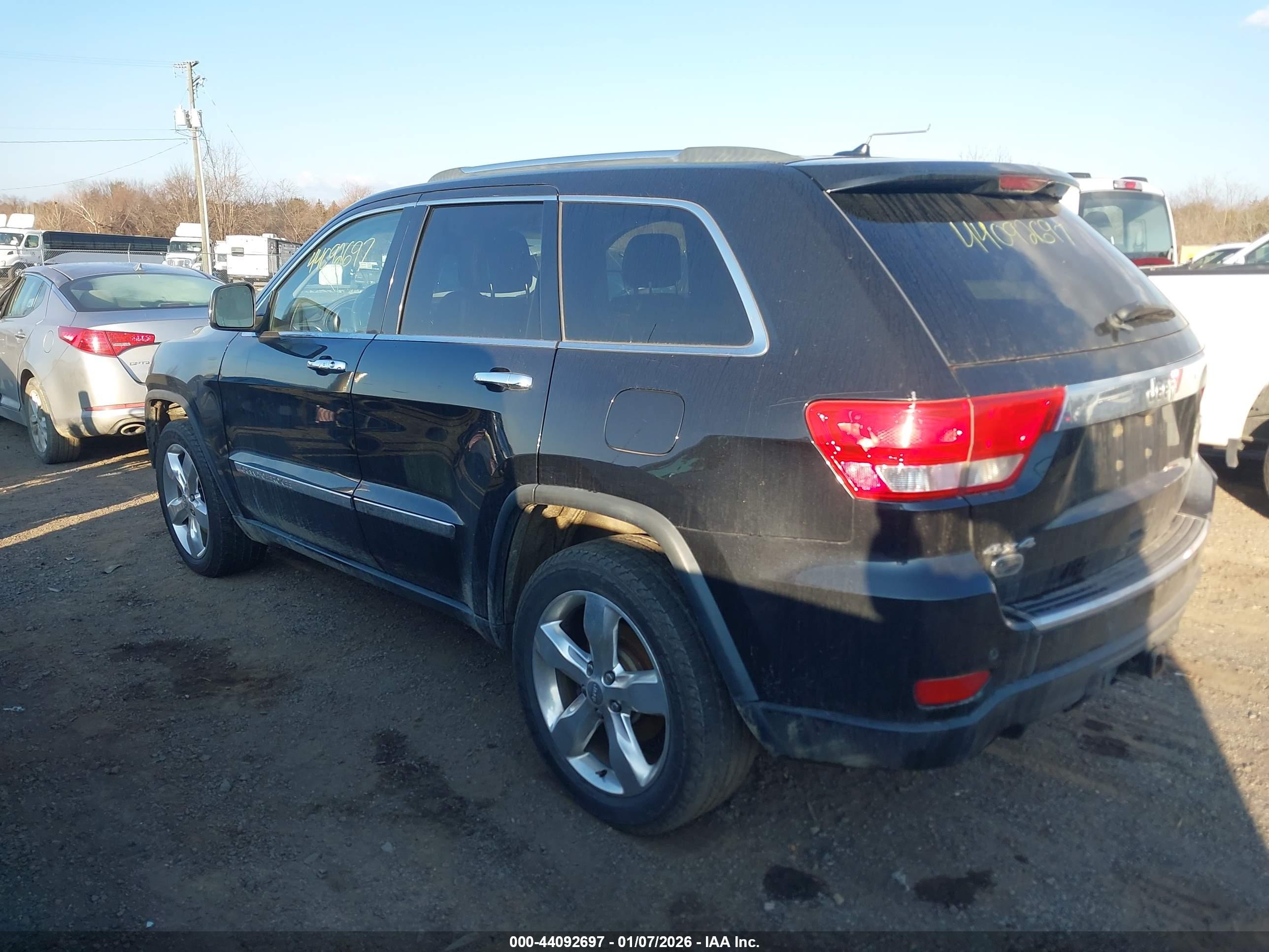 JEEP GRAND image 3