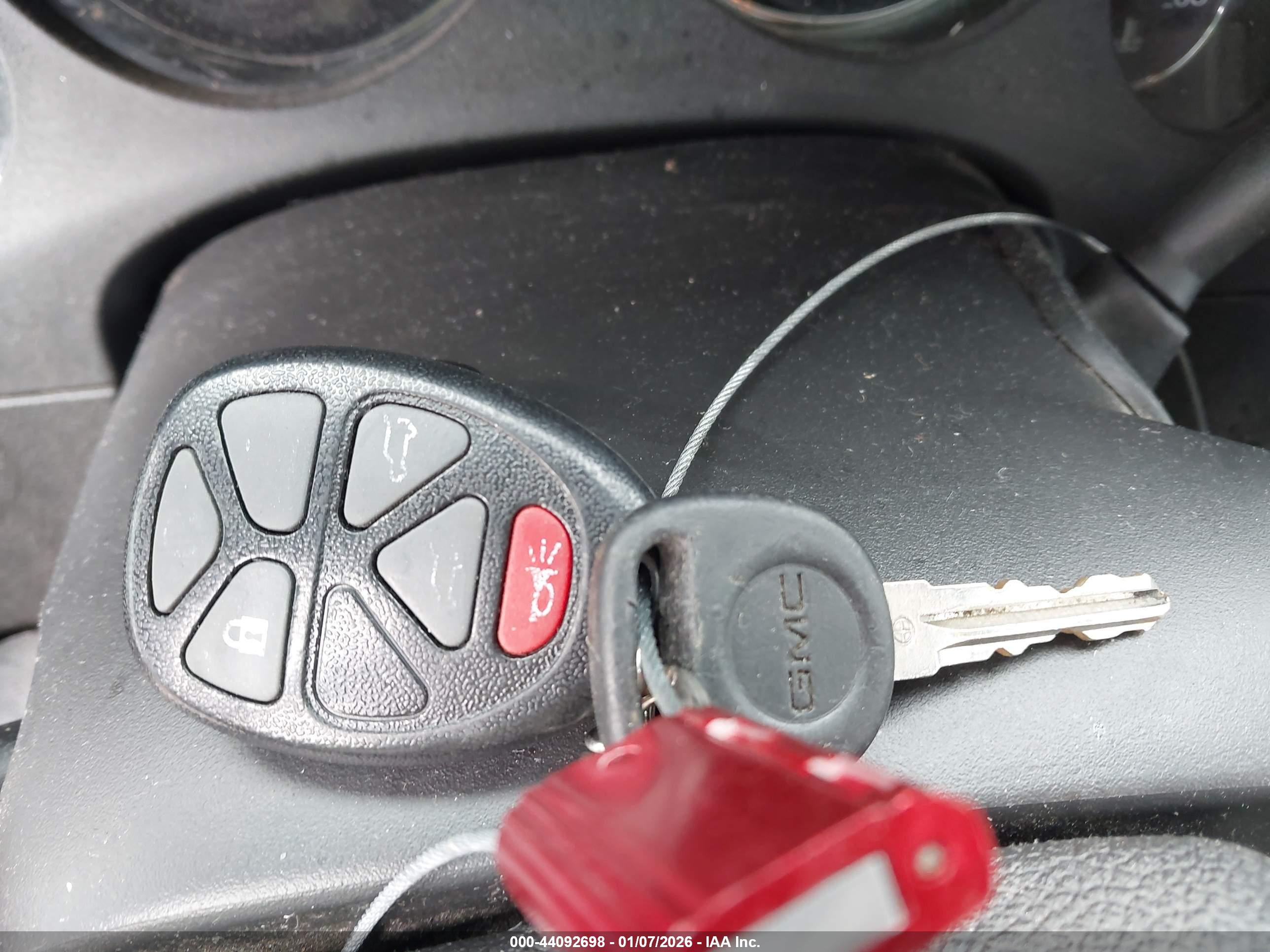GMC YUKON image 11