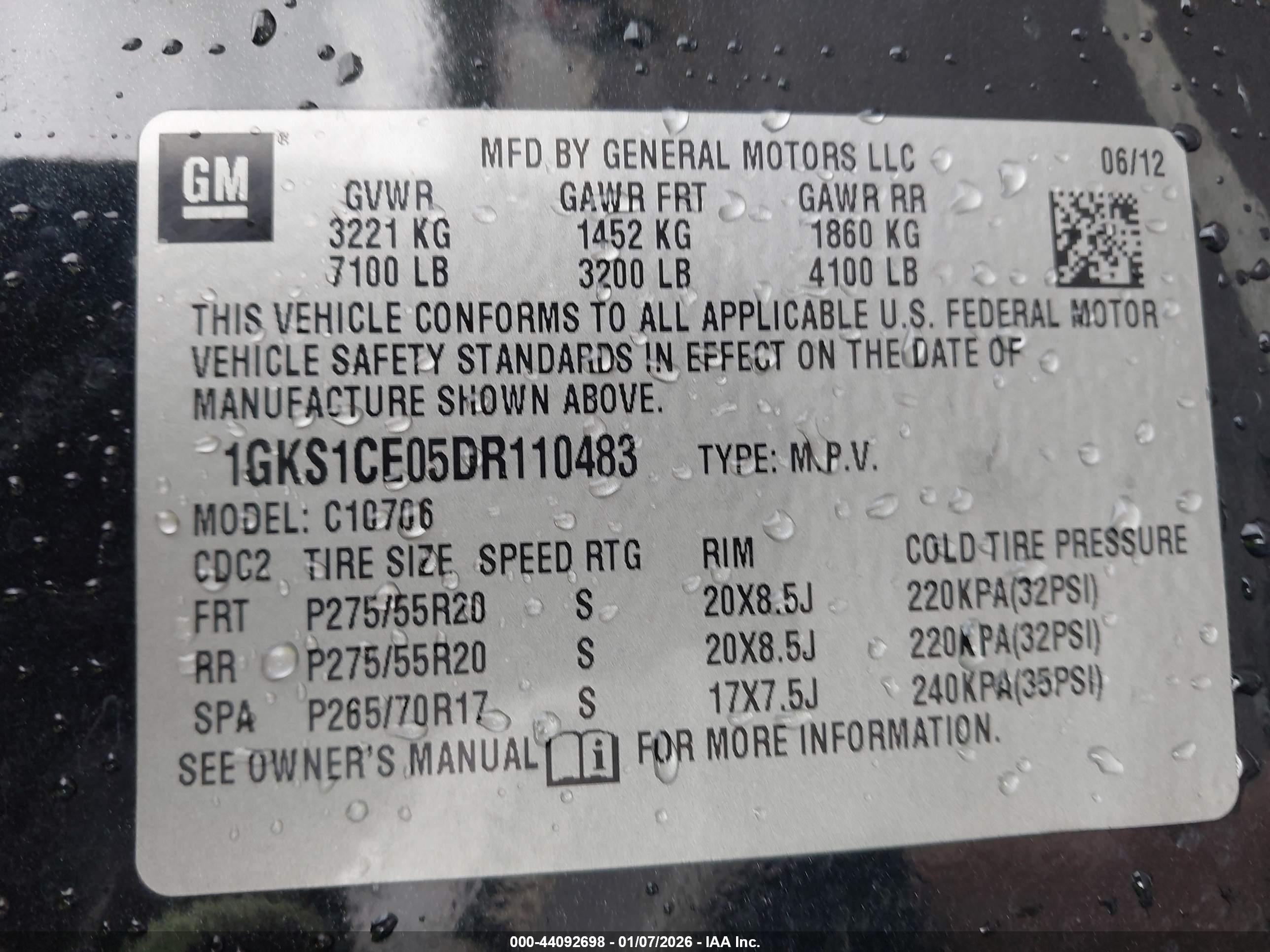 GMC YUKON image 9