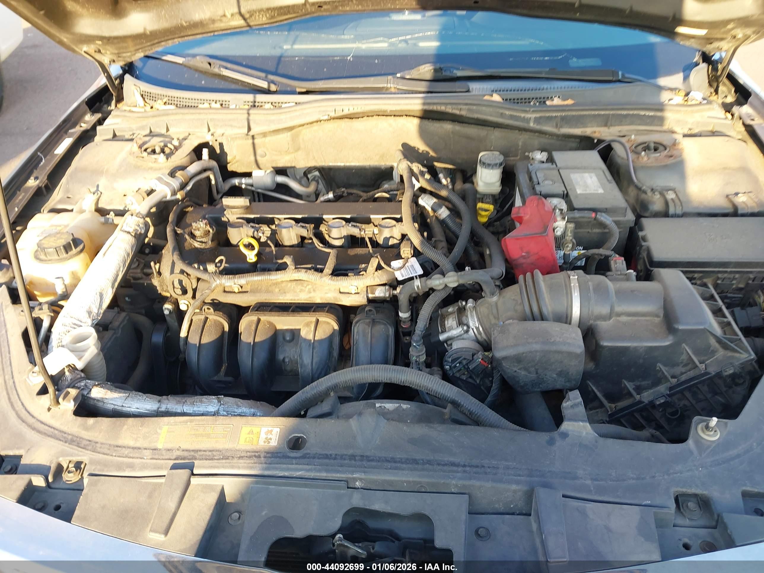 FORD FUSION image 10