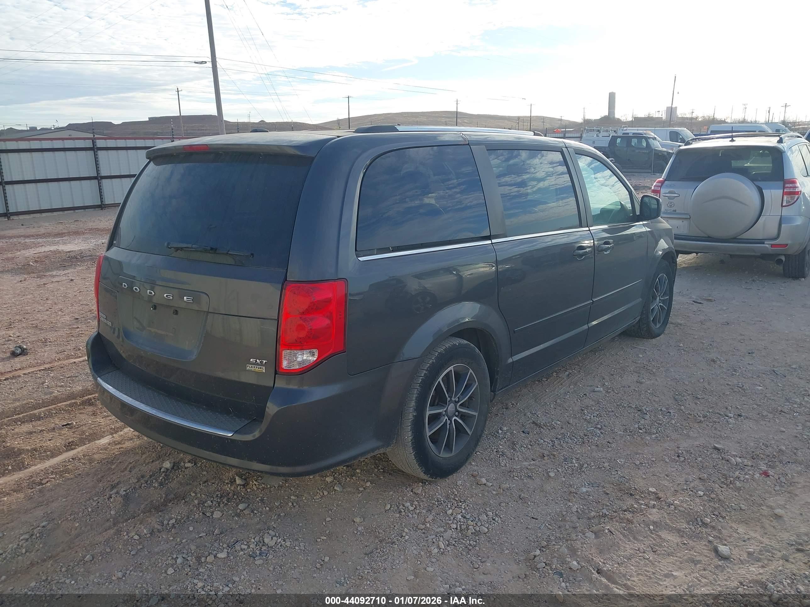 DODGE GRAND image 4
