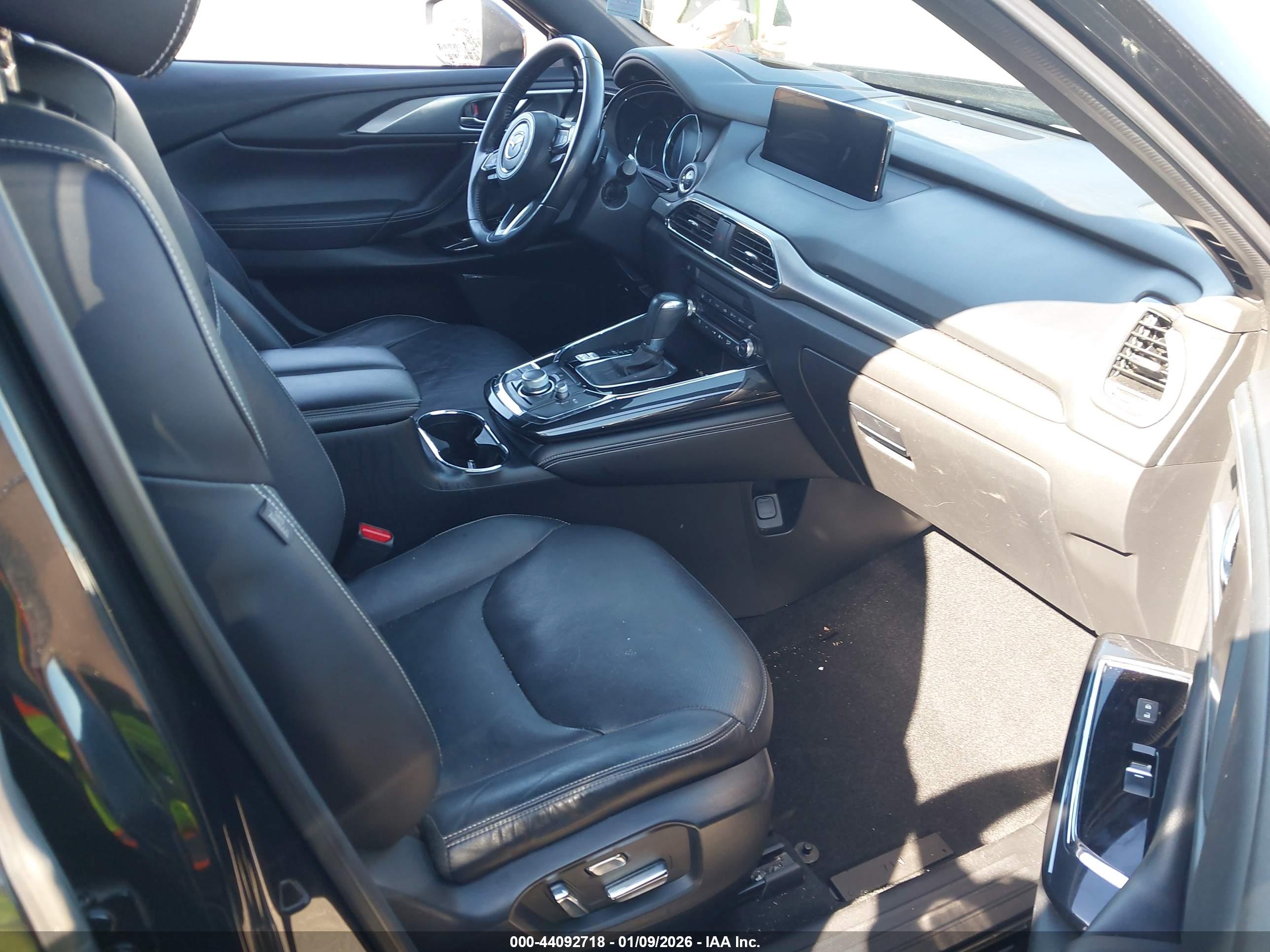 MAZDA CX-9 image 5
