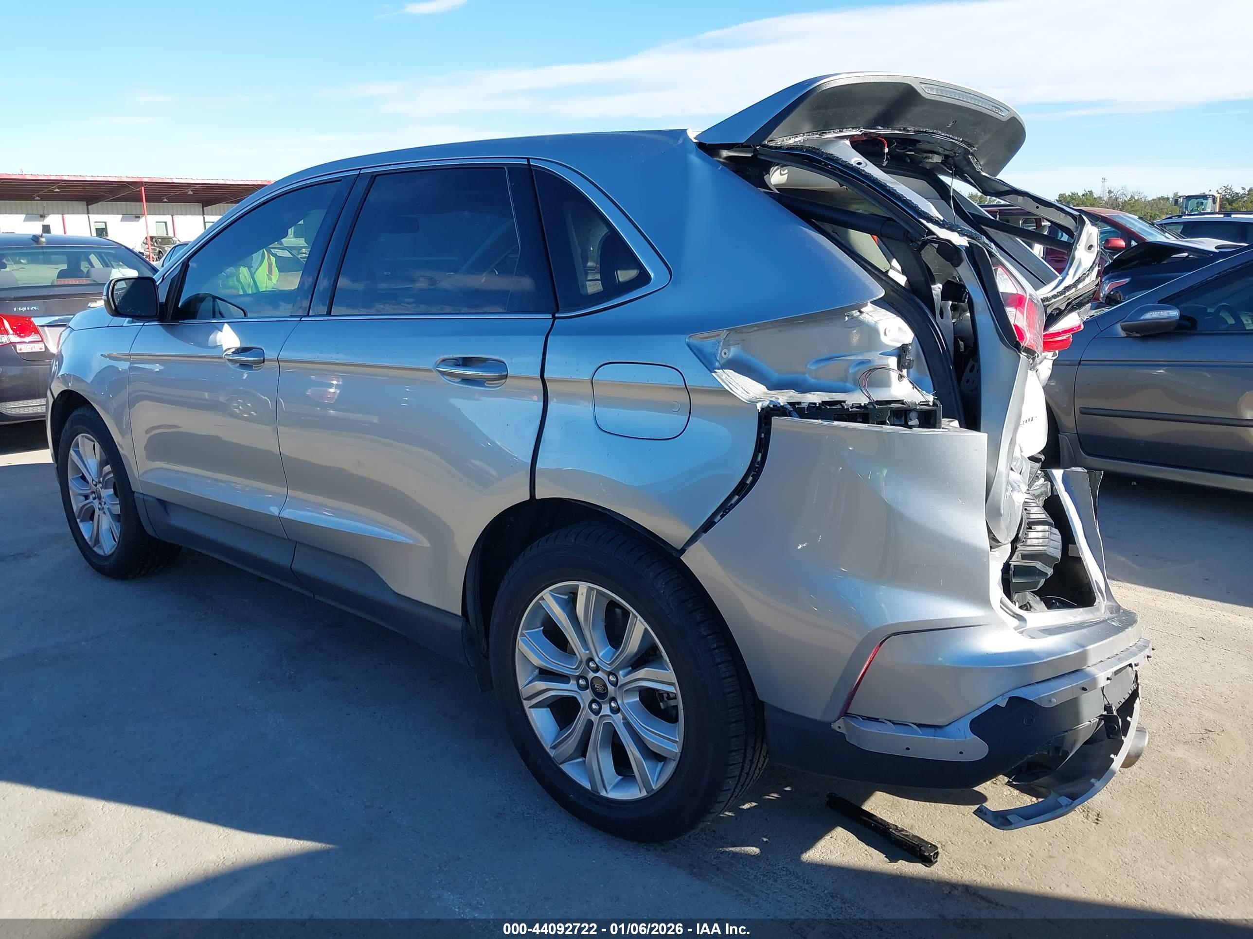 FORD EDGE image 3
