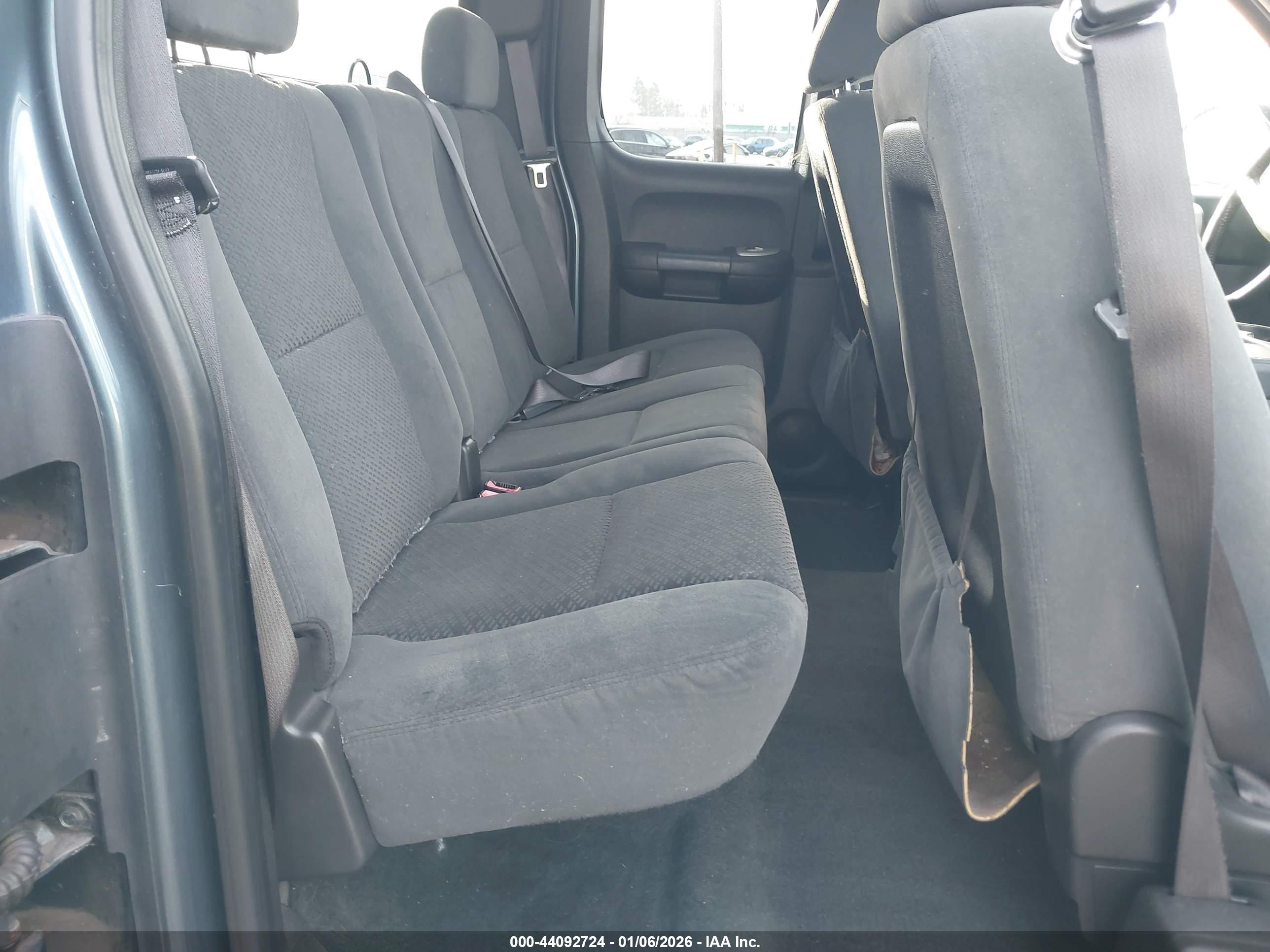 GMC SIERRA image 8