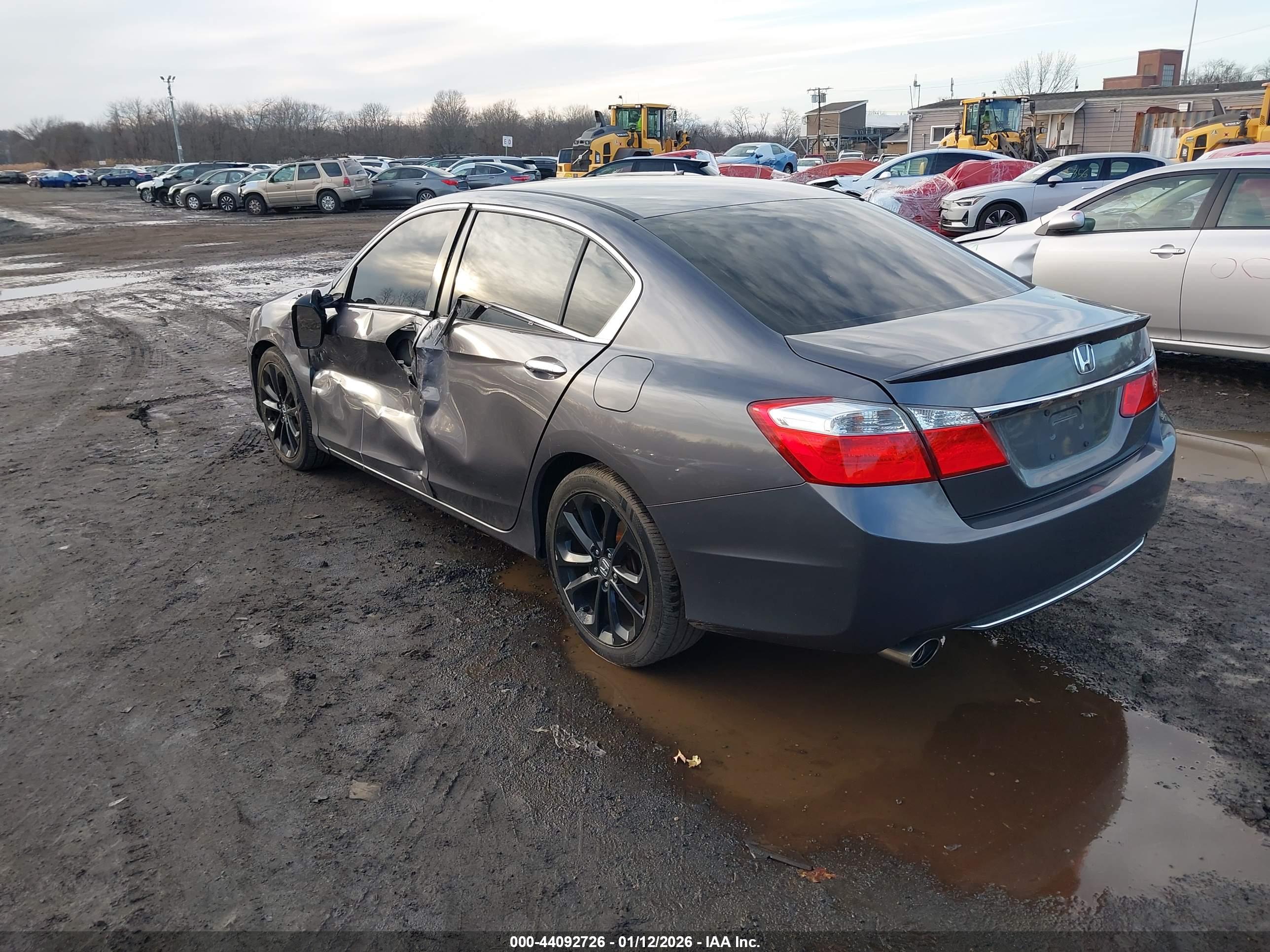 HONDA ACCORD image 3